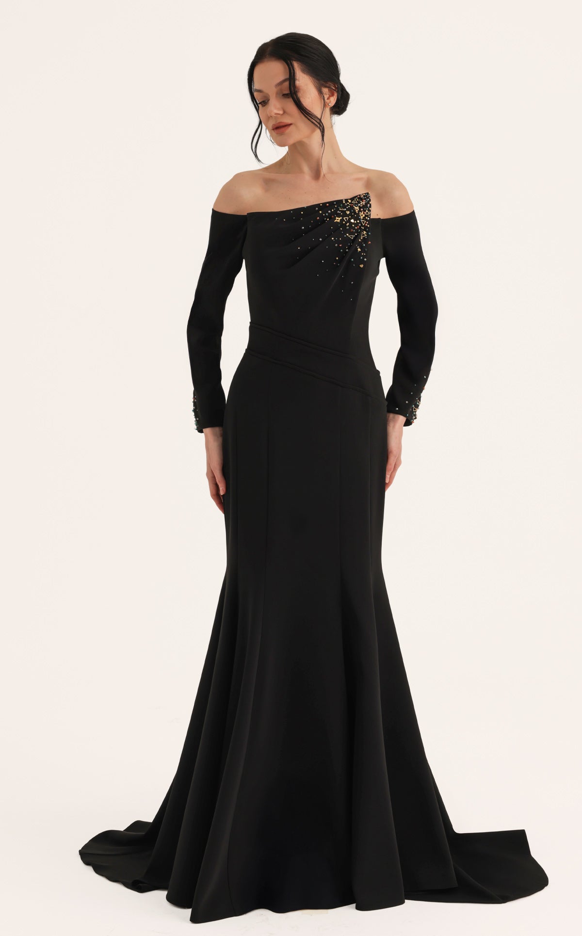 MNM Couture O07822