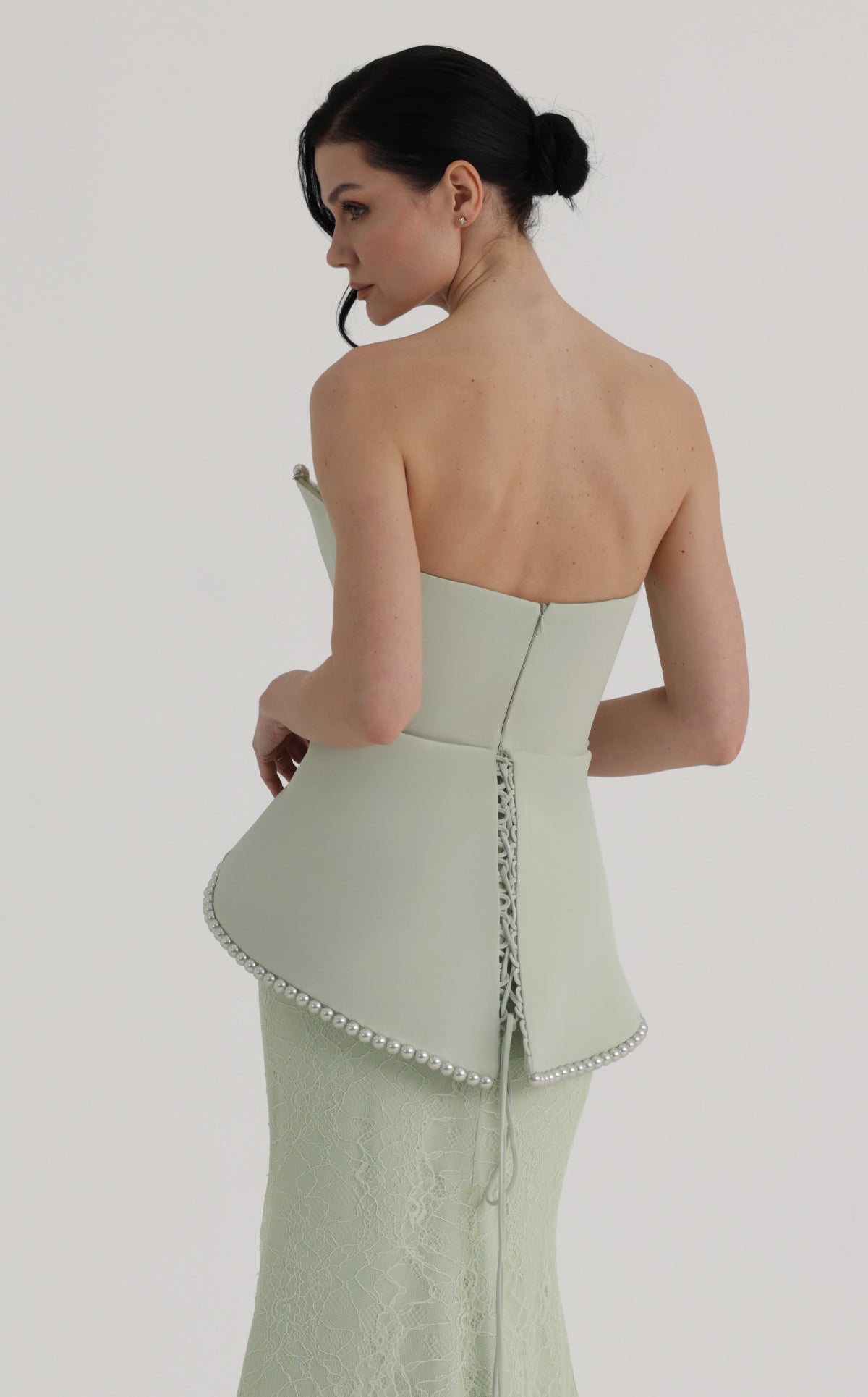MNM Couture O07829