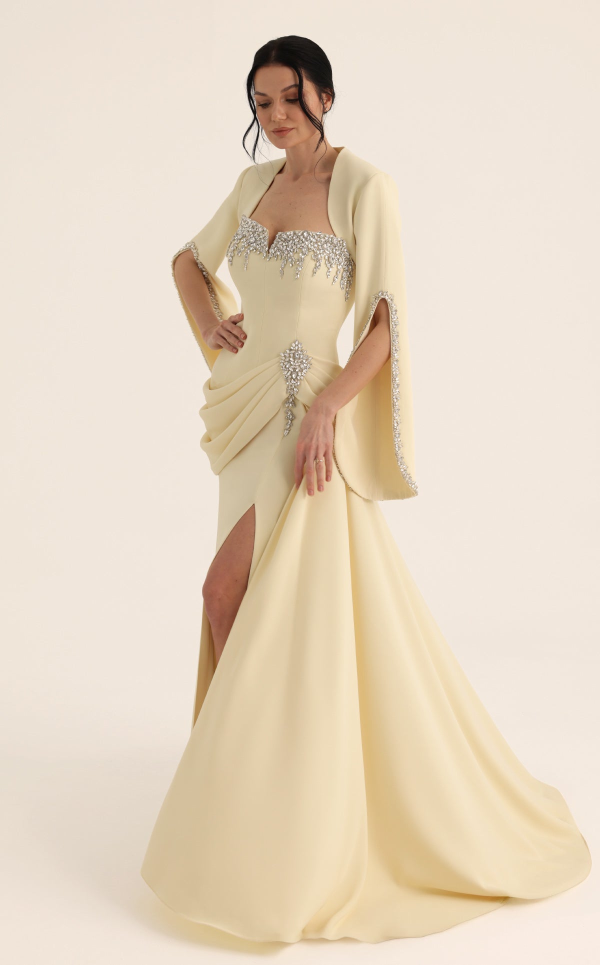 MNM Couture O07851
