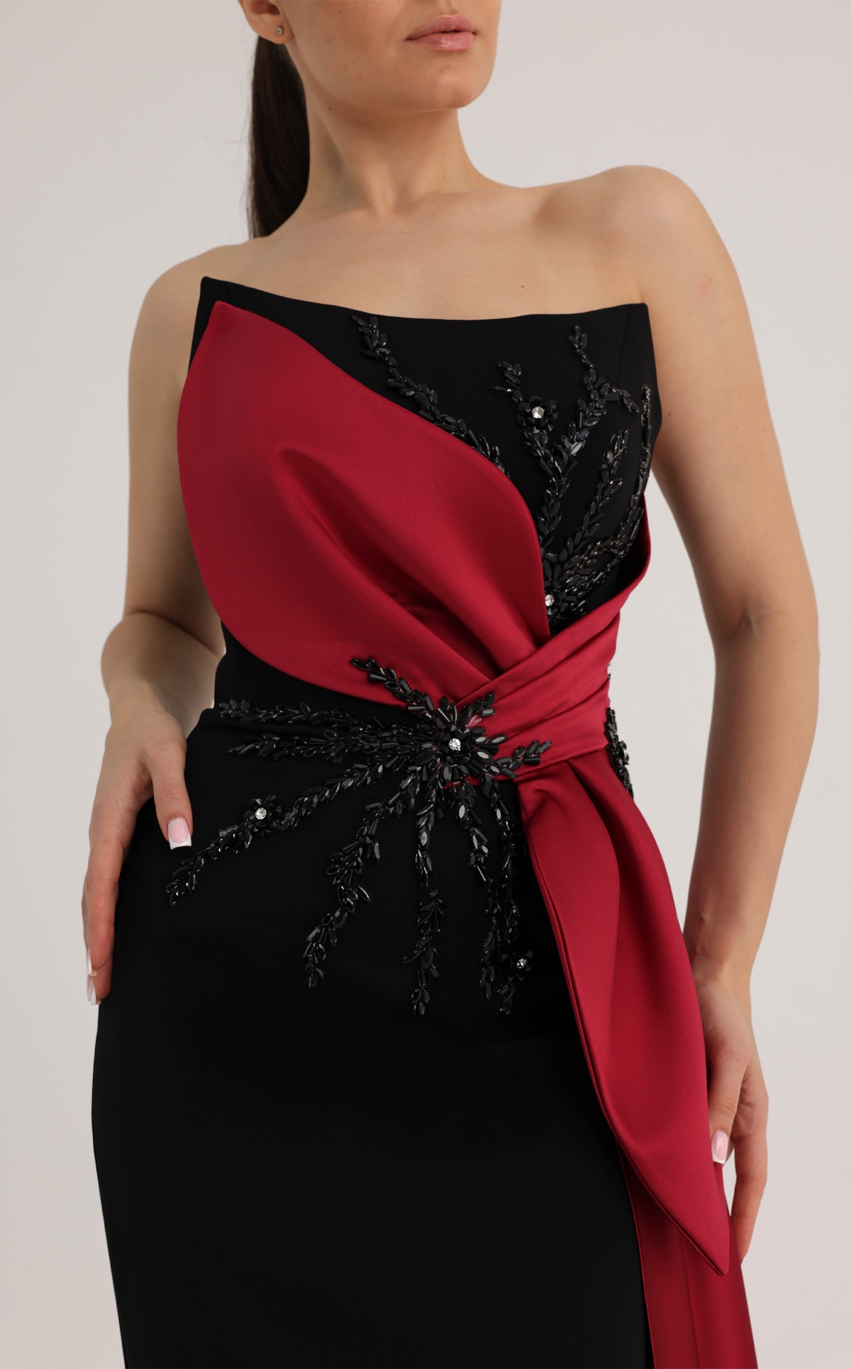 MNM Couture O07861