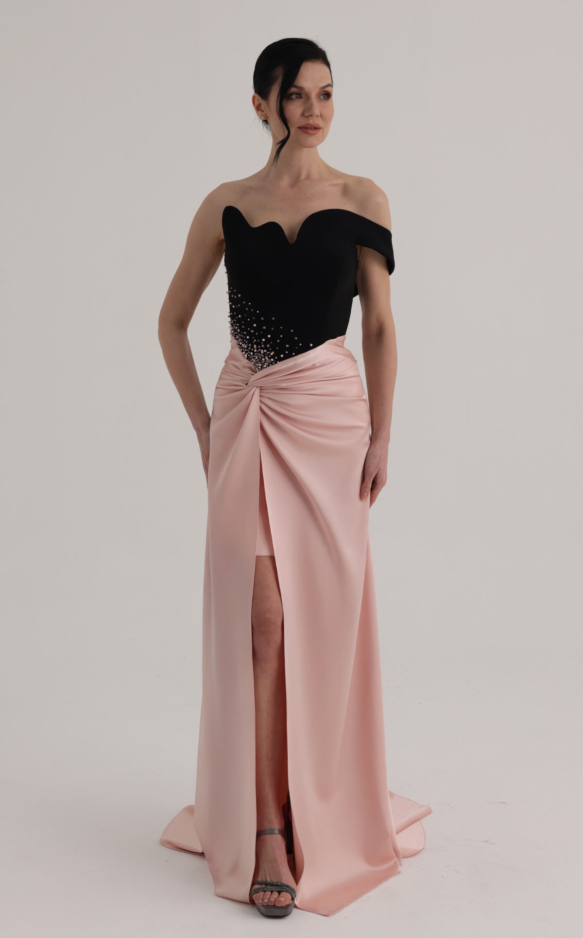 MNM Couture O07870