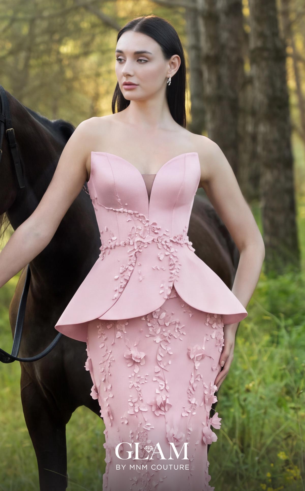 MNM Couture O07909