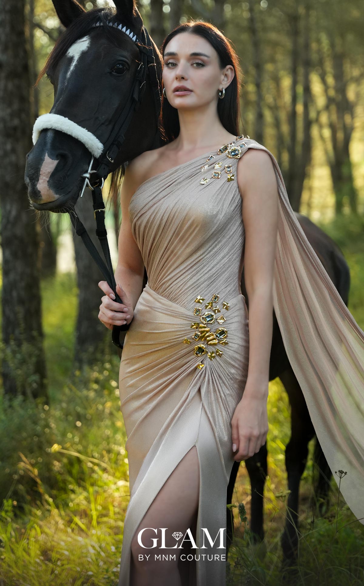 MNM Couture O07923