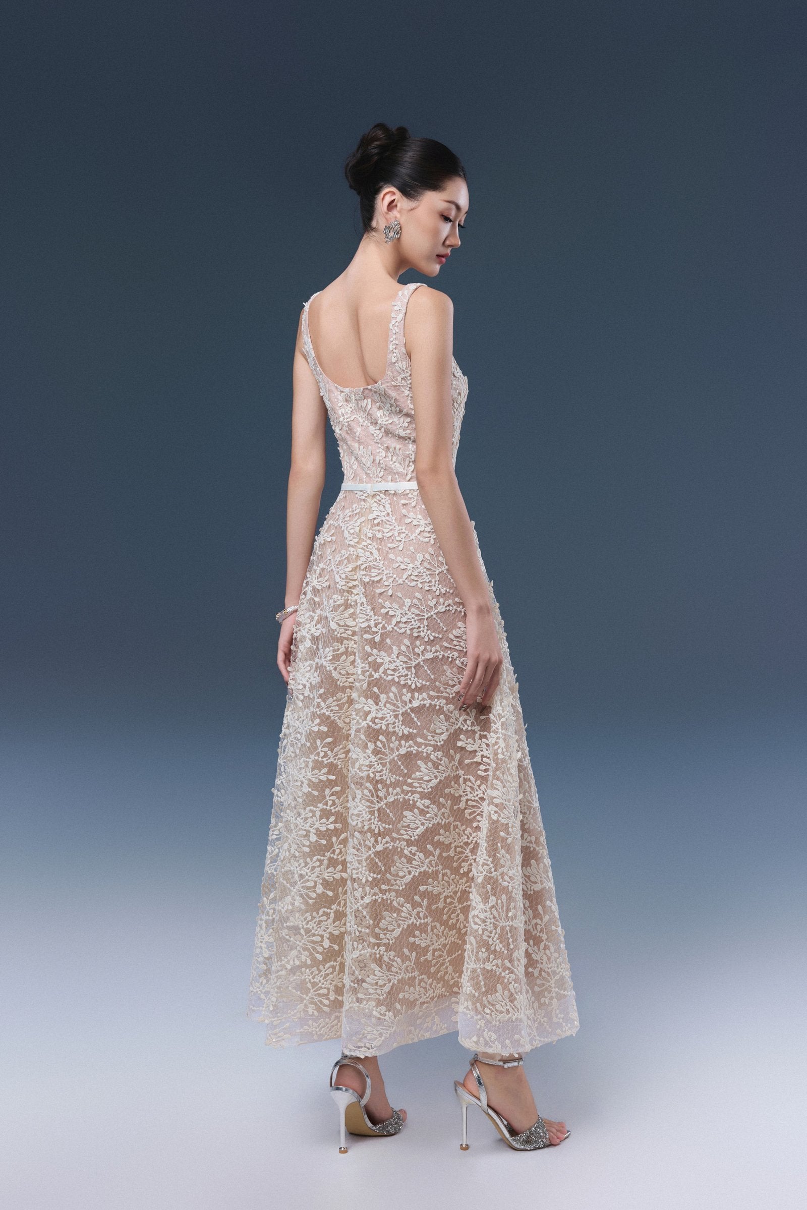 RIKA DRESS image 3