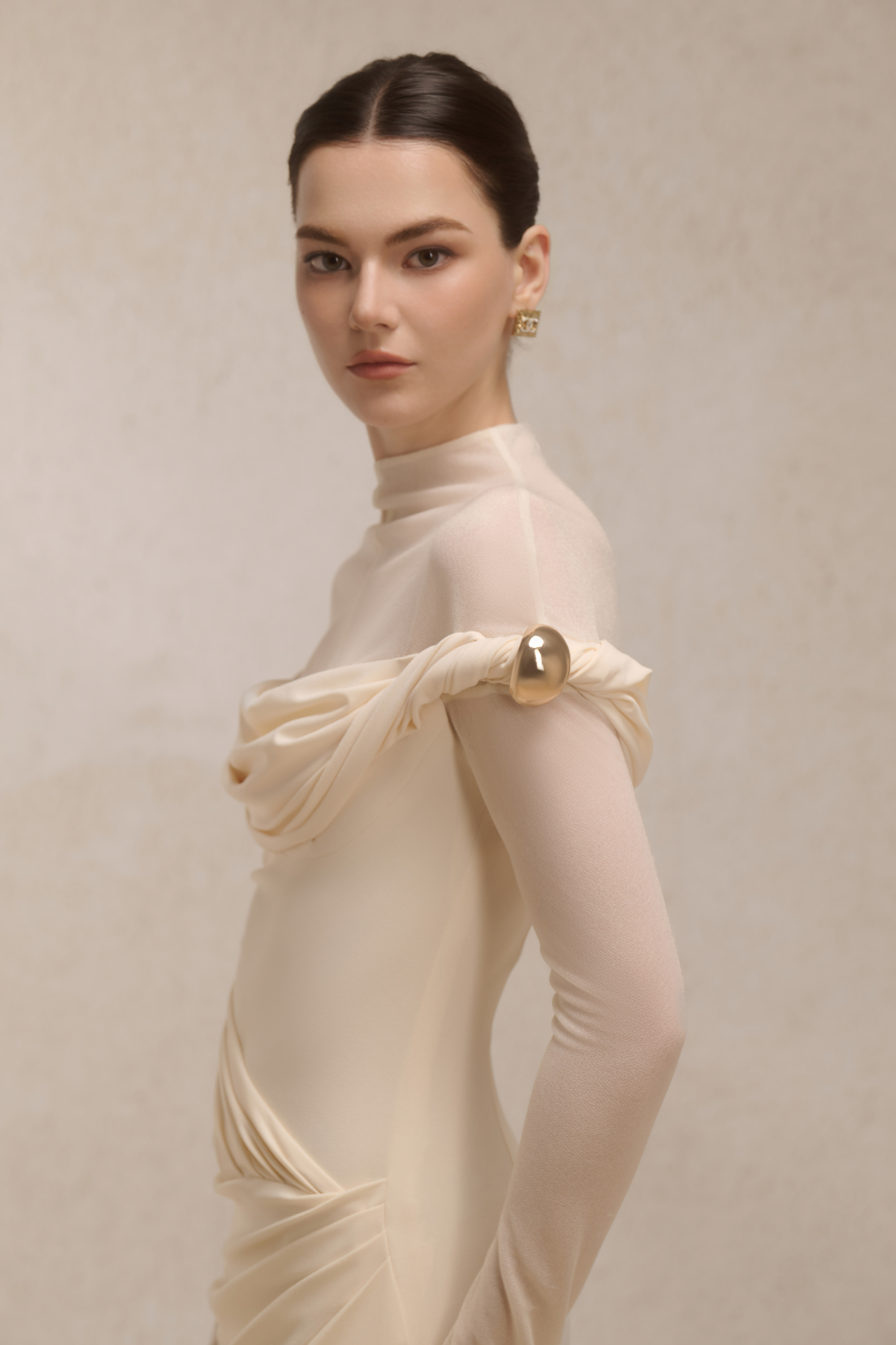 Selene Metal Twist Dress in Cream