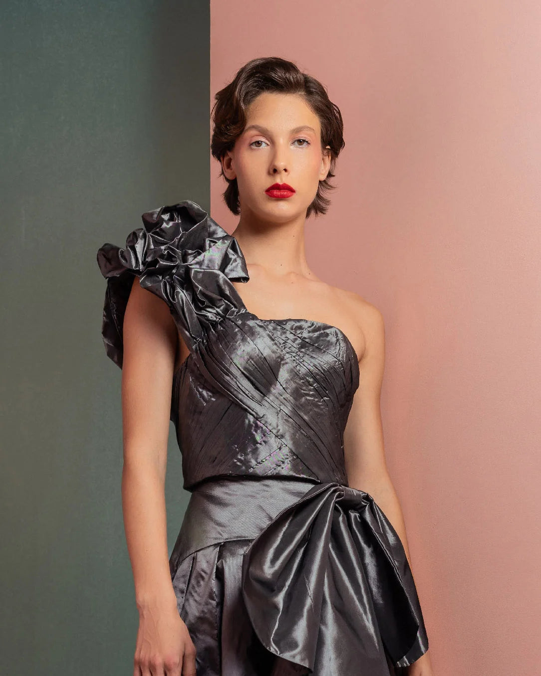 Style GOF2524 Manipulated One-Shoulder Metallic Taffeta Top High-Waisted Metallic Taffeta Skirt