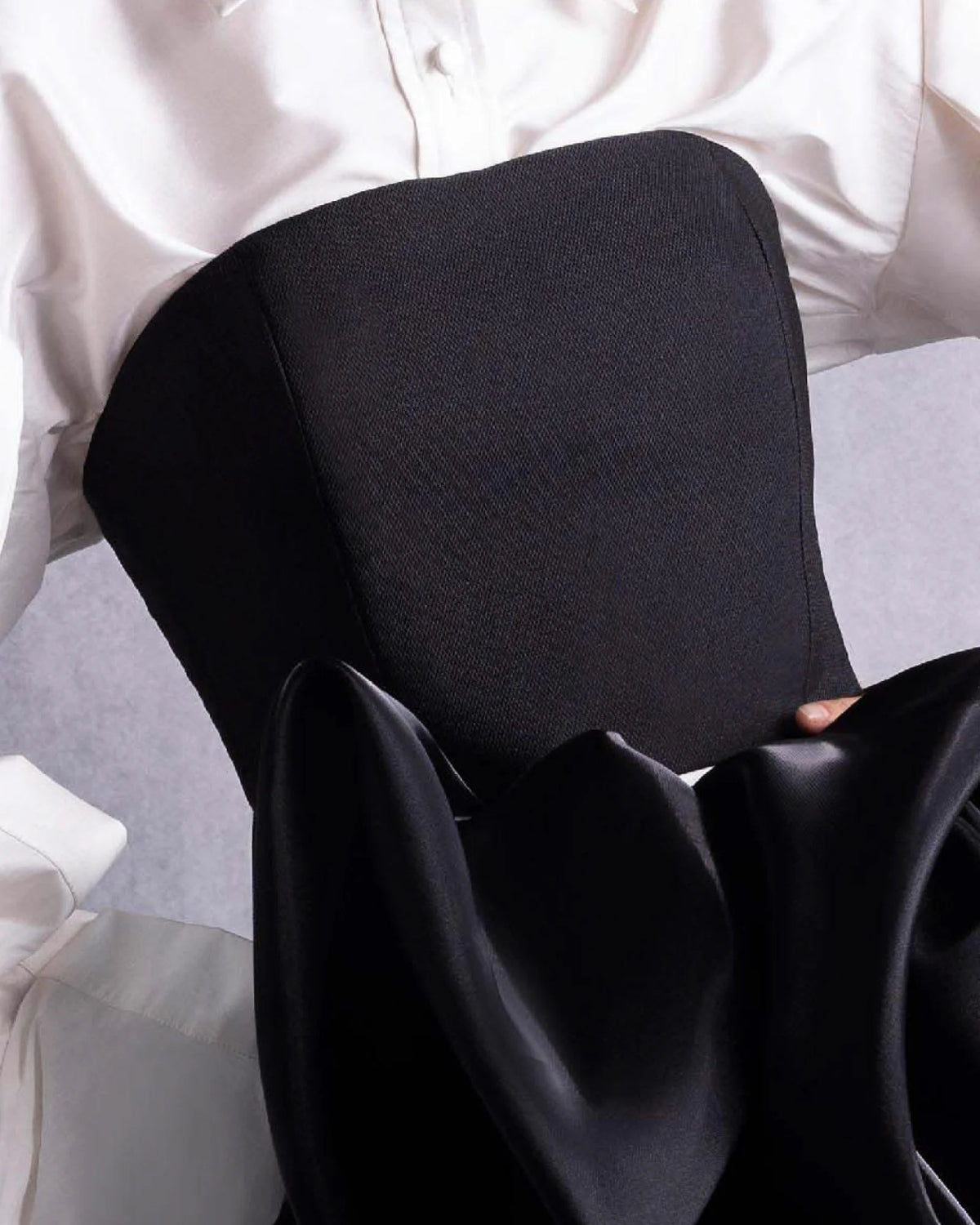 Style GOS2526 Exaggerated Sleeves Off-White Taffeta Blouse Black Piqué Corset Skirt