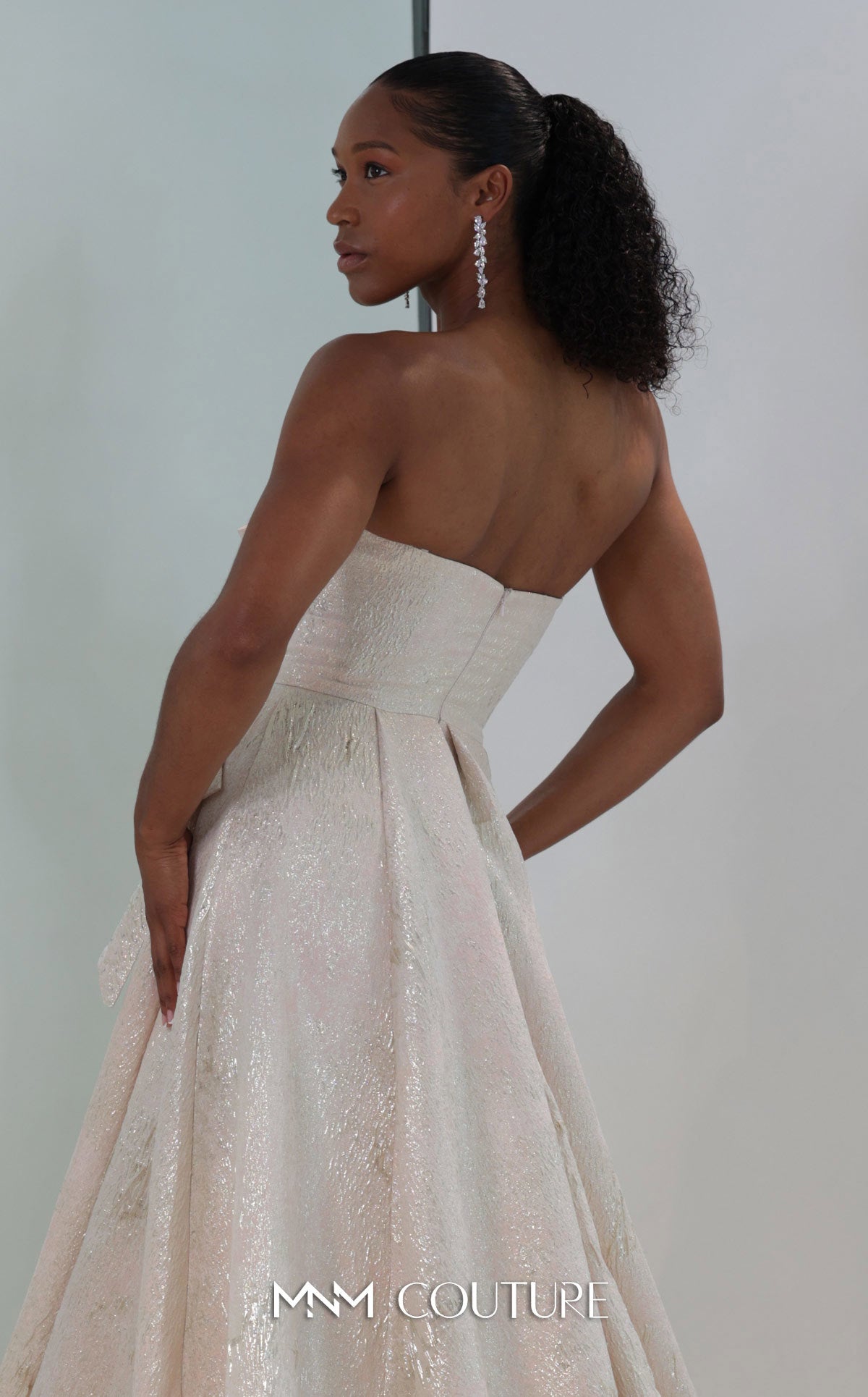 Style M0082