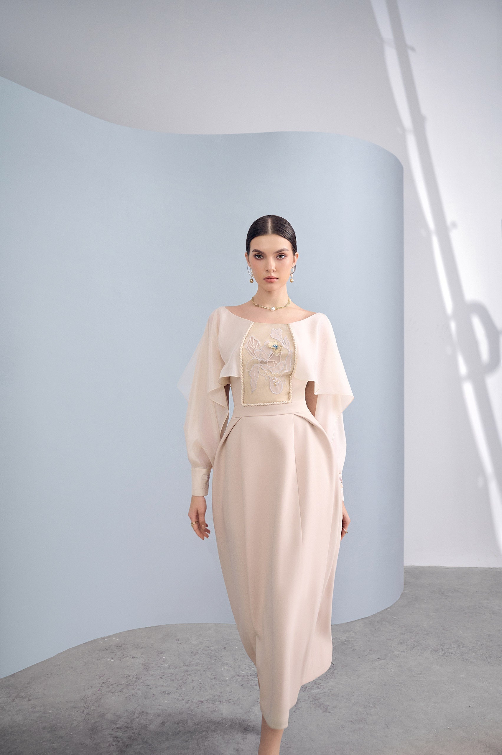 Pretty Embroidered 3D Dress