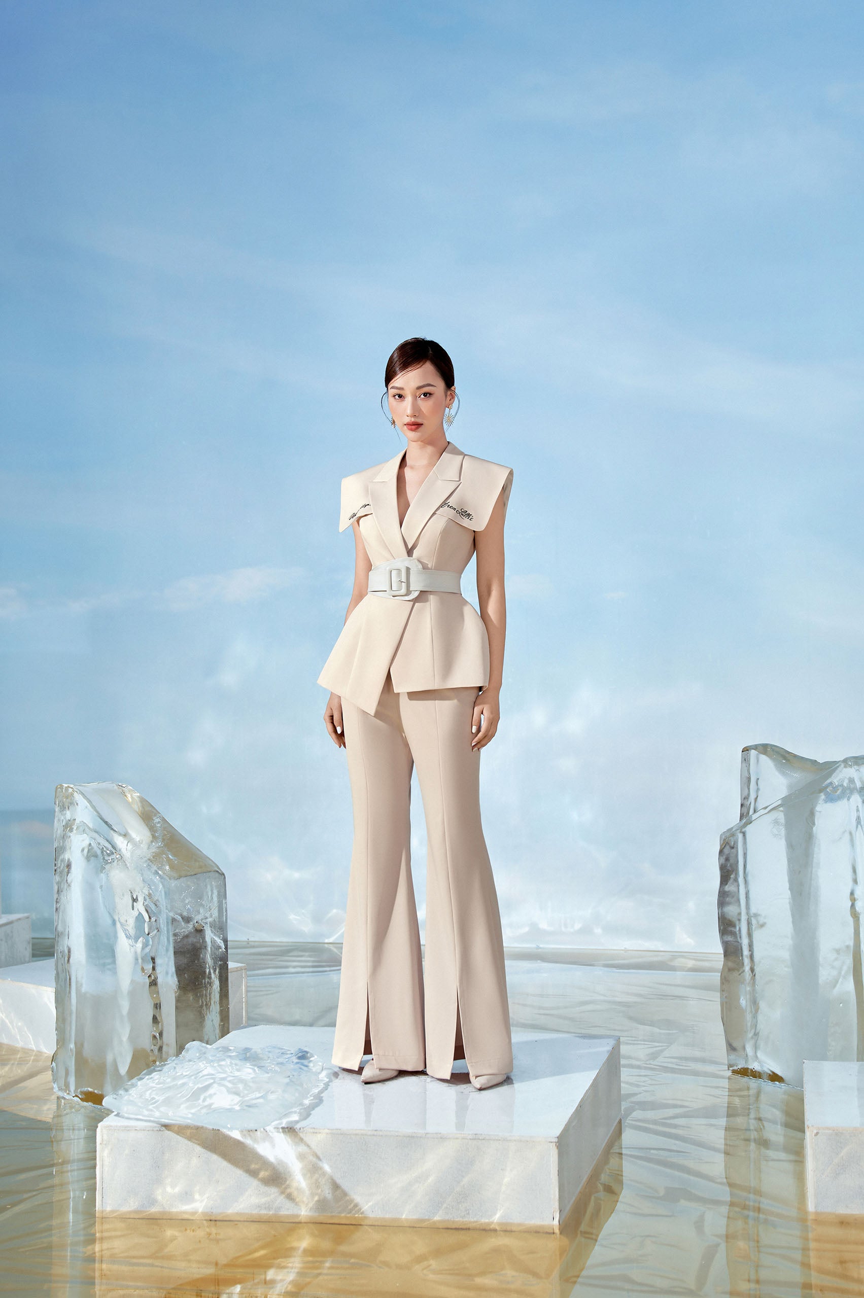 Tonic Vest Tonic Flared Pants