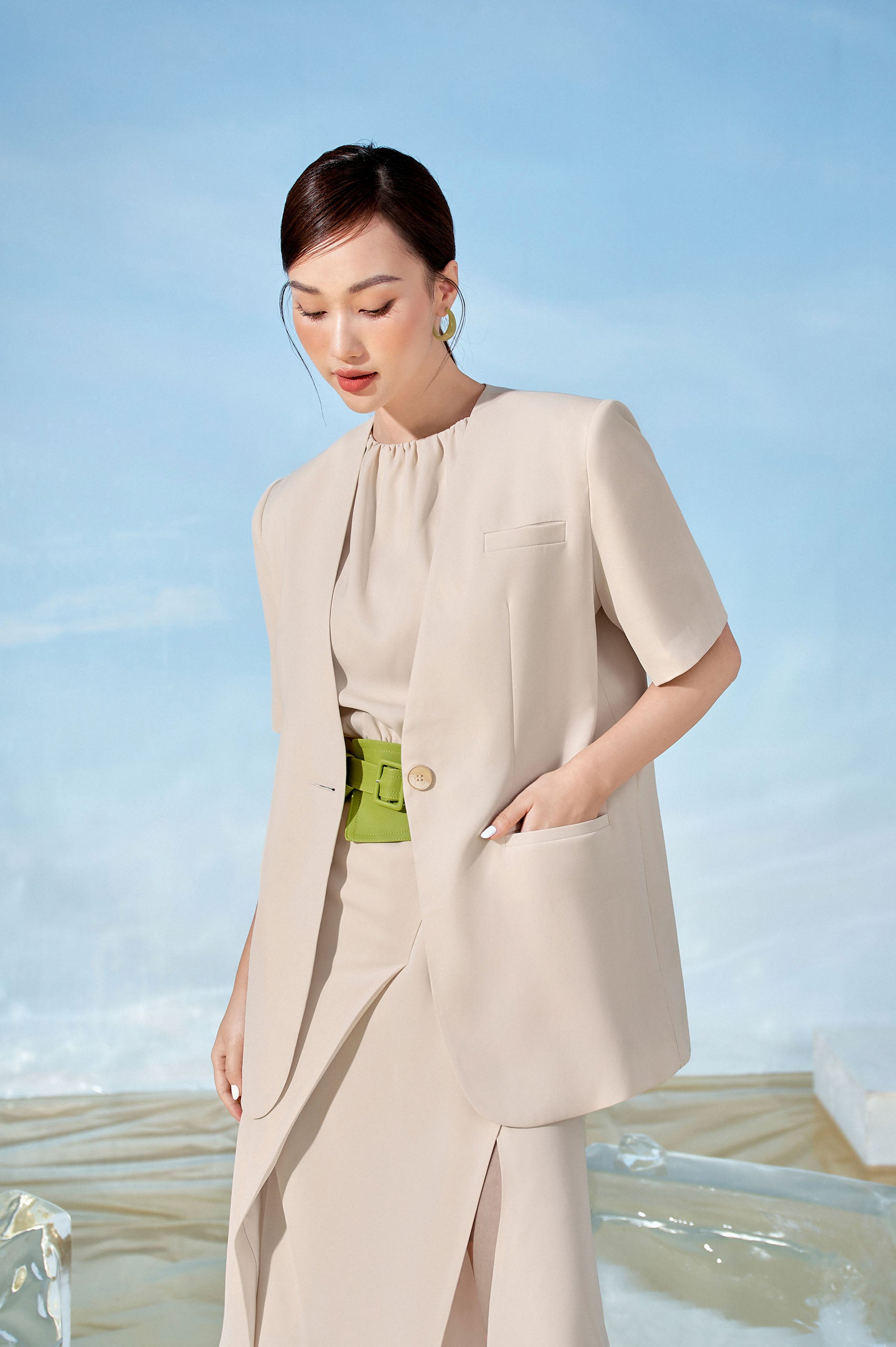 Coconut Split Collar Blazer Bubble Midi Dress