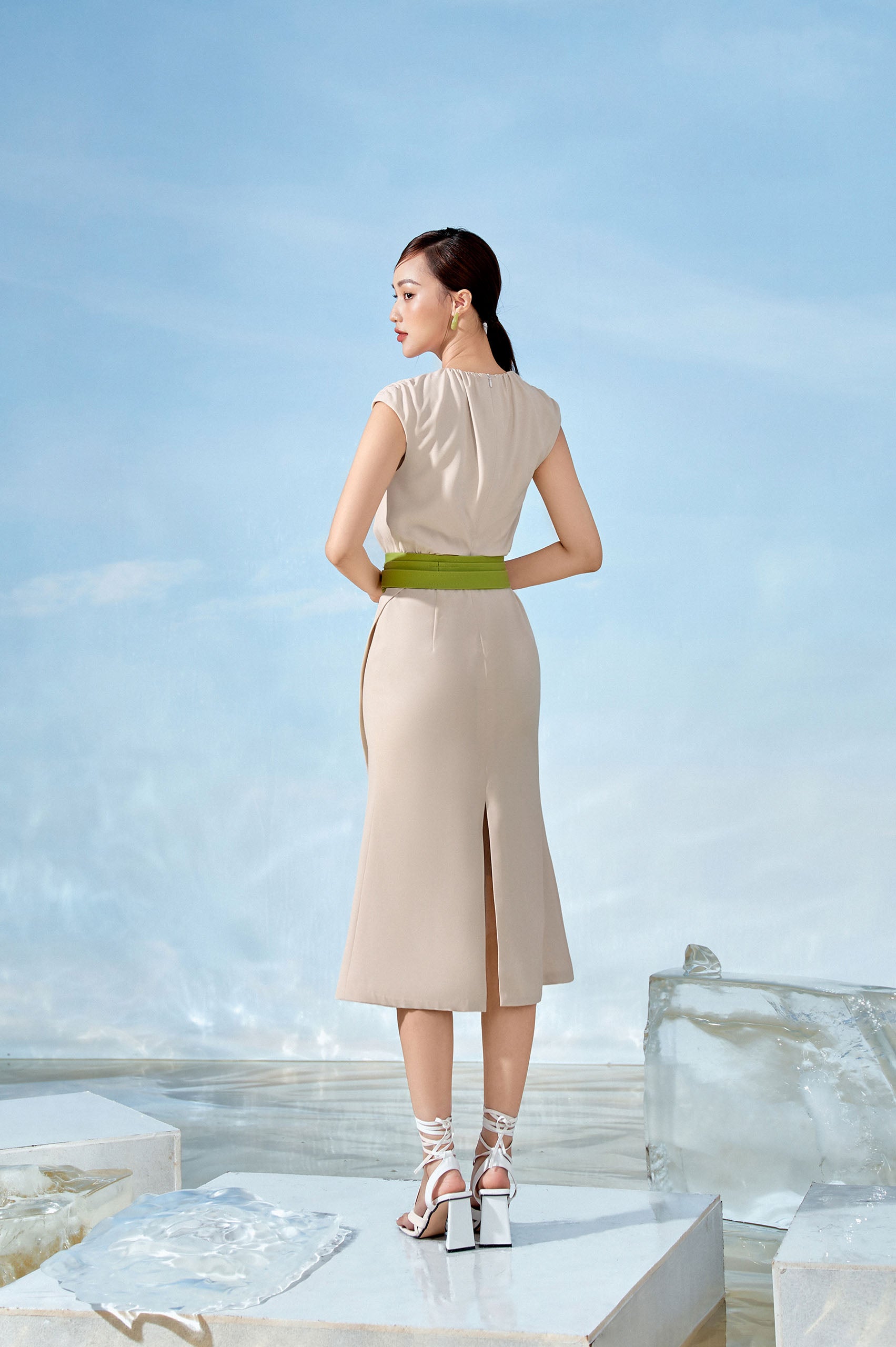 Coconut Split Collar Blazer Bubble Midi Dress