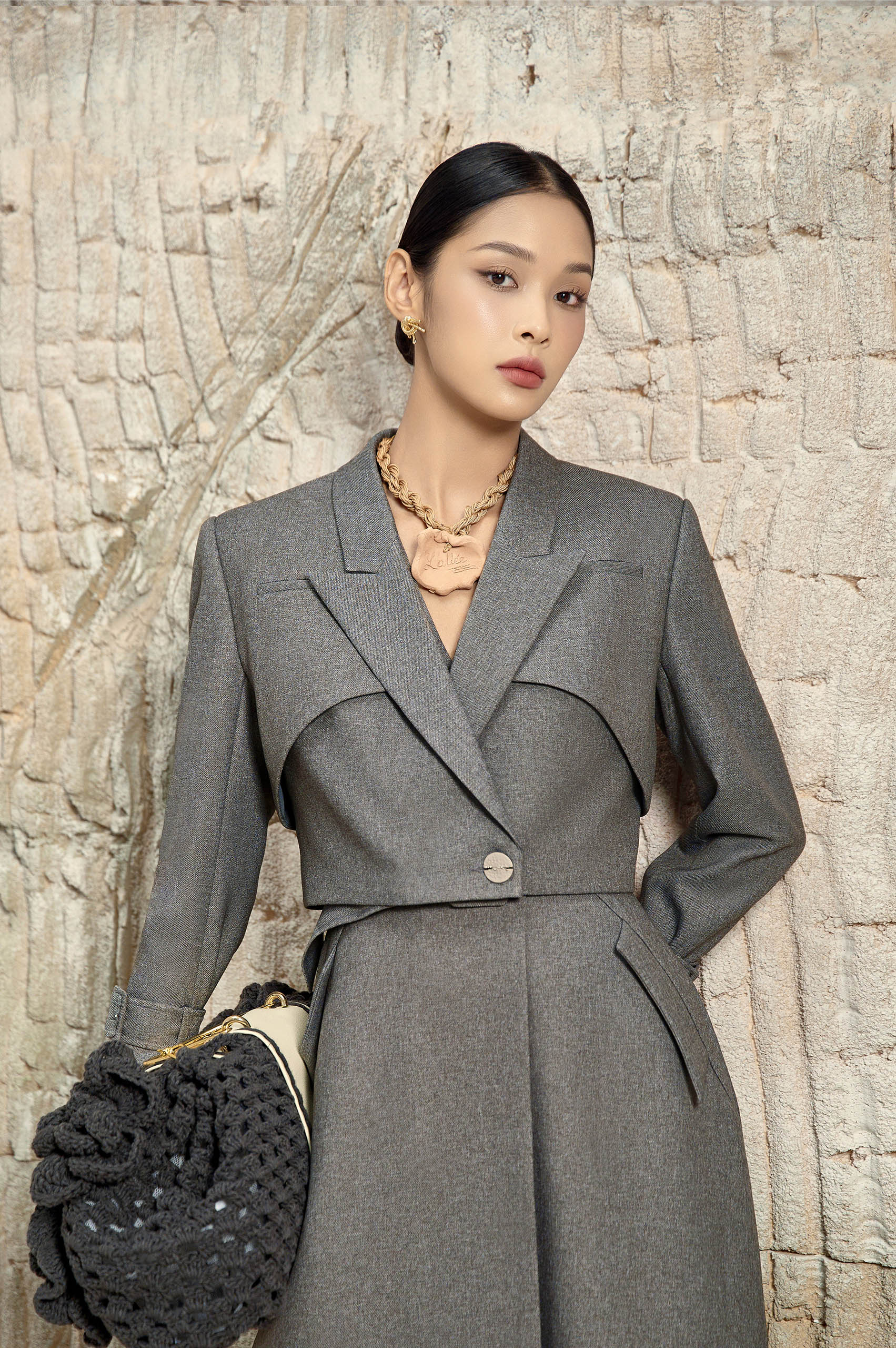 Clay Chic Blazer Croptop