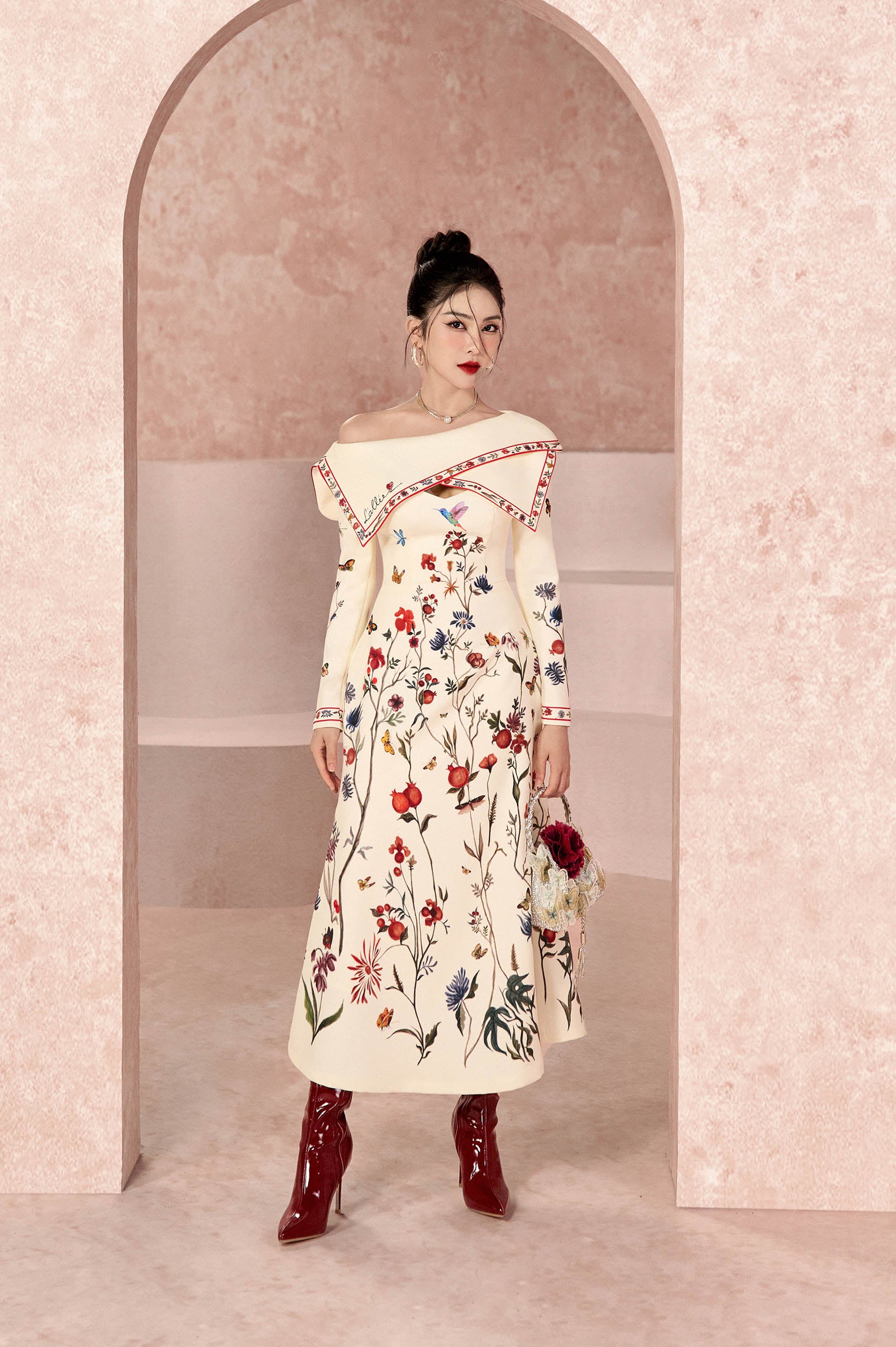 Elegant Letter Flower Dress VL1010