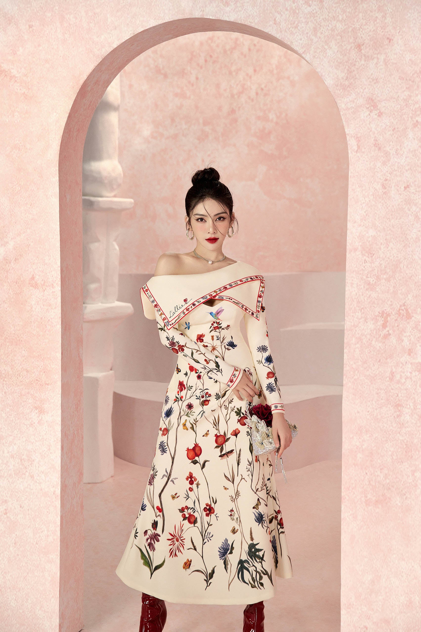 Elegant Letter Flower Dress VL1010