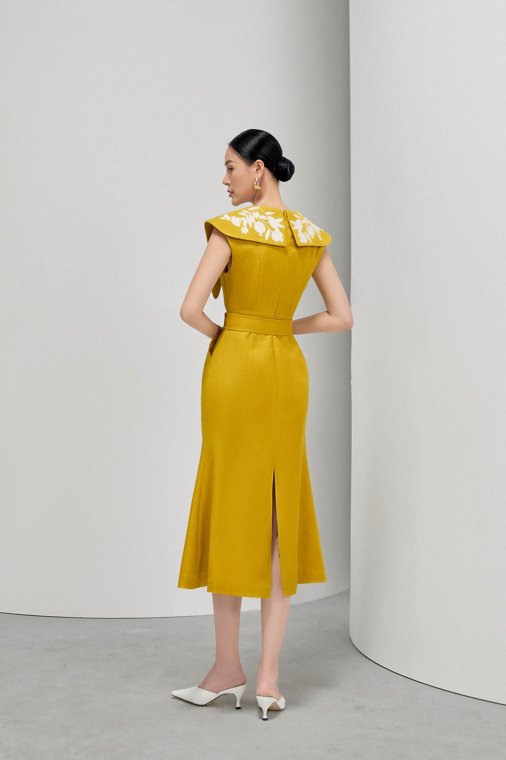 Gold Nuggets Square Collar Dress VL1010