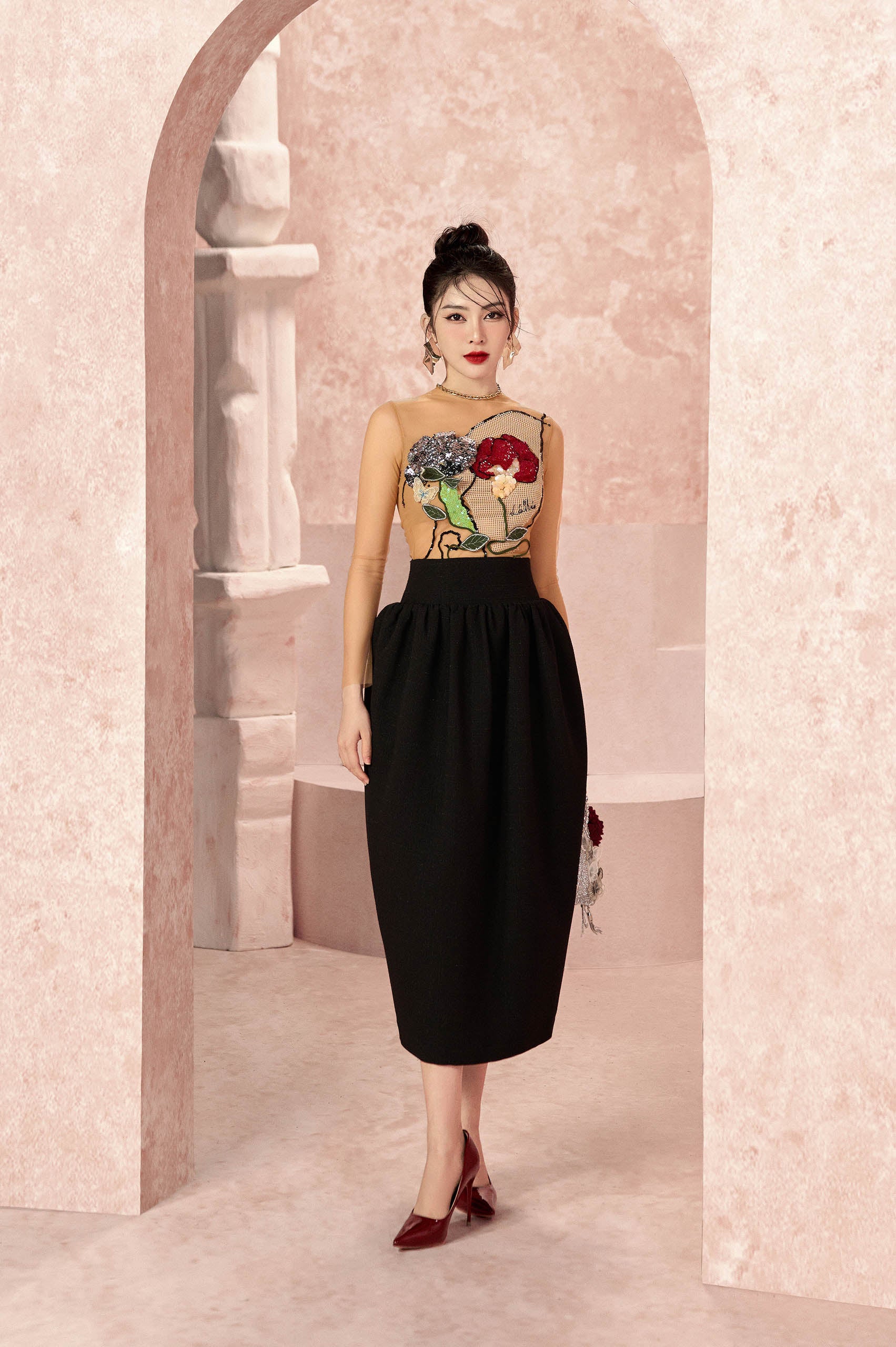Aroma Bell Black Skirt