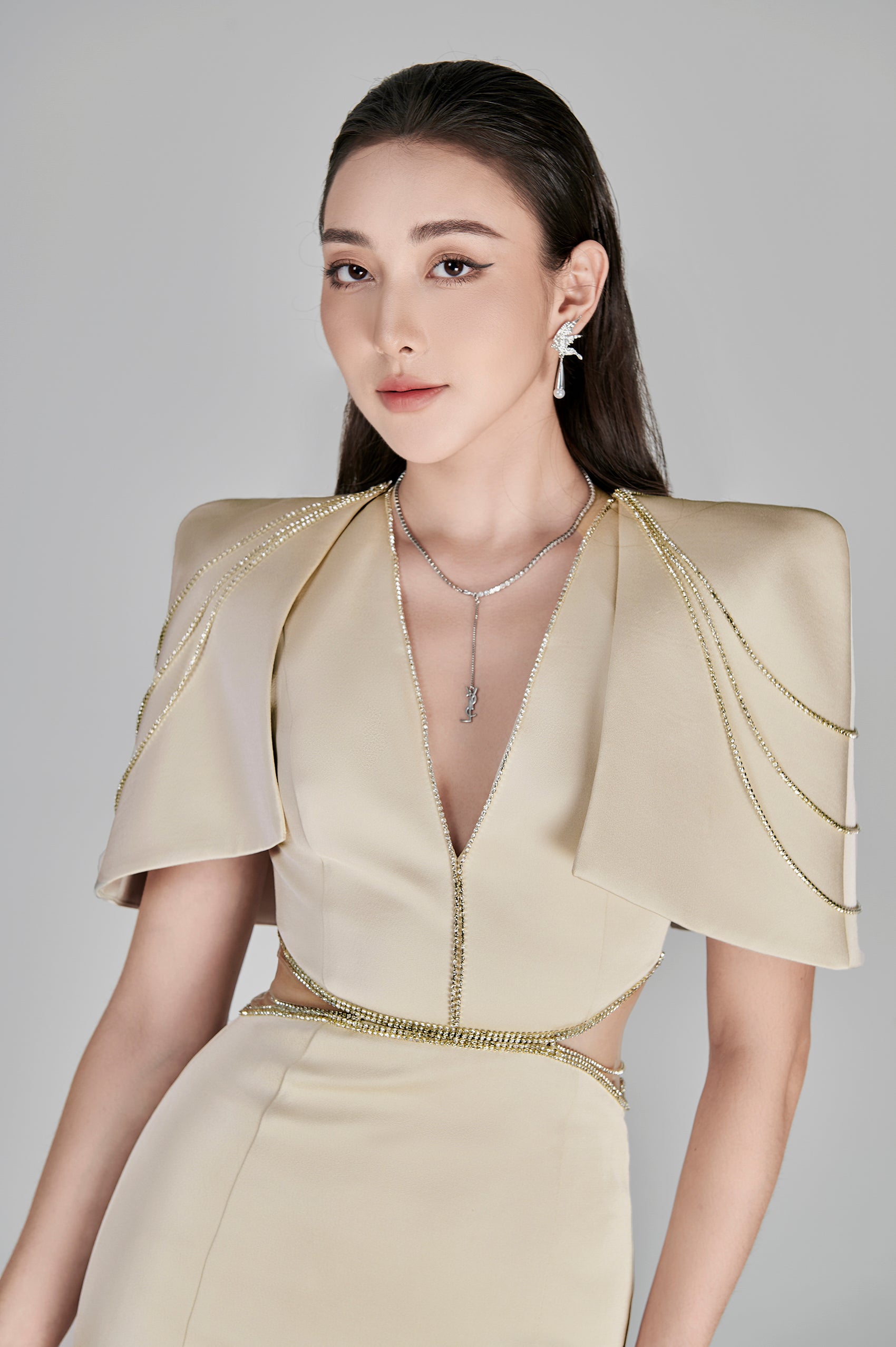 Calista Deep V-neck Fishtail Gown