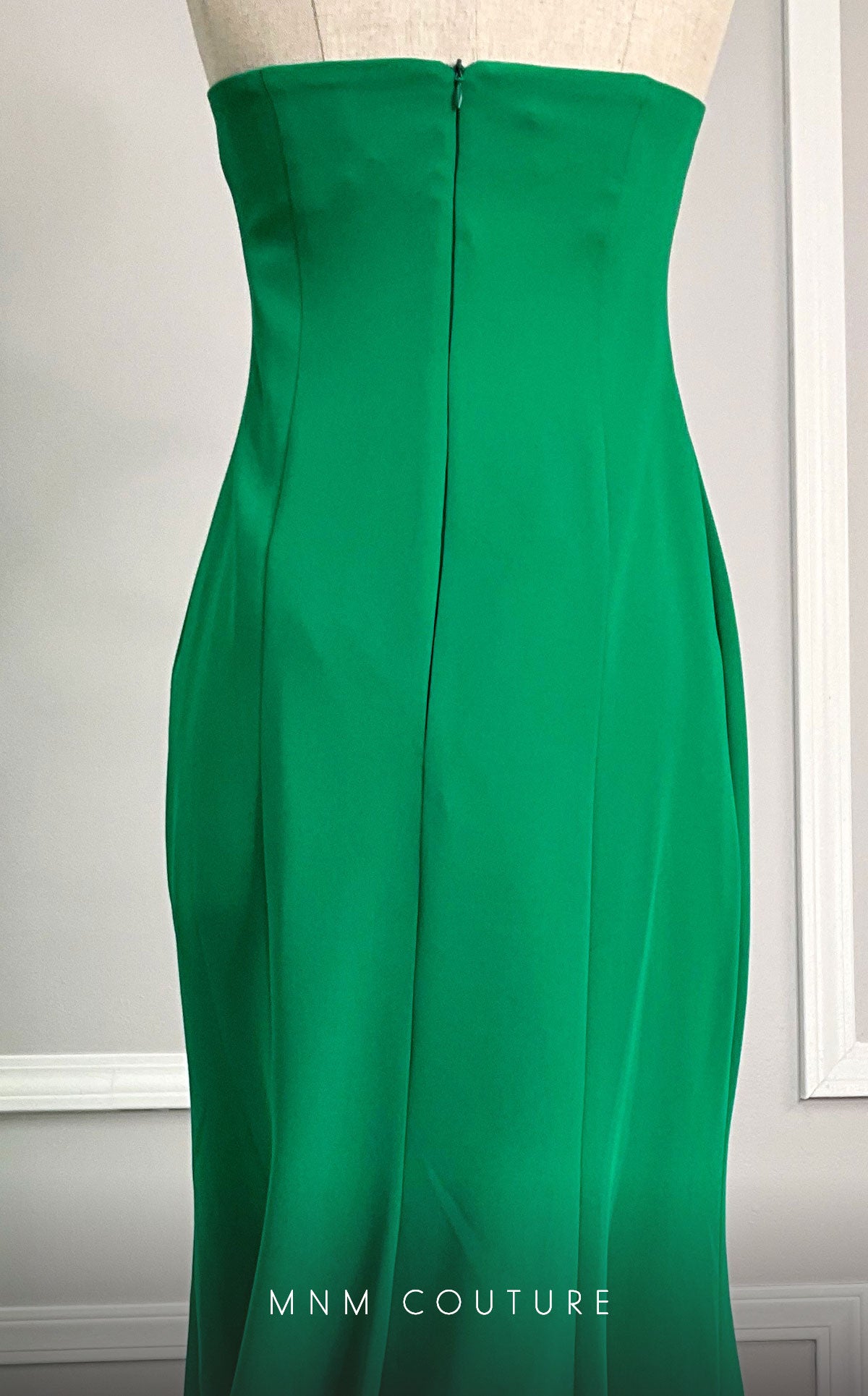 MNM Couture V07456 in Green/Fuchsia – additional view
