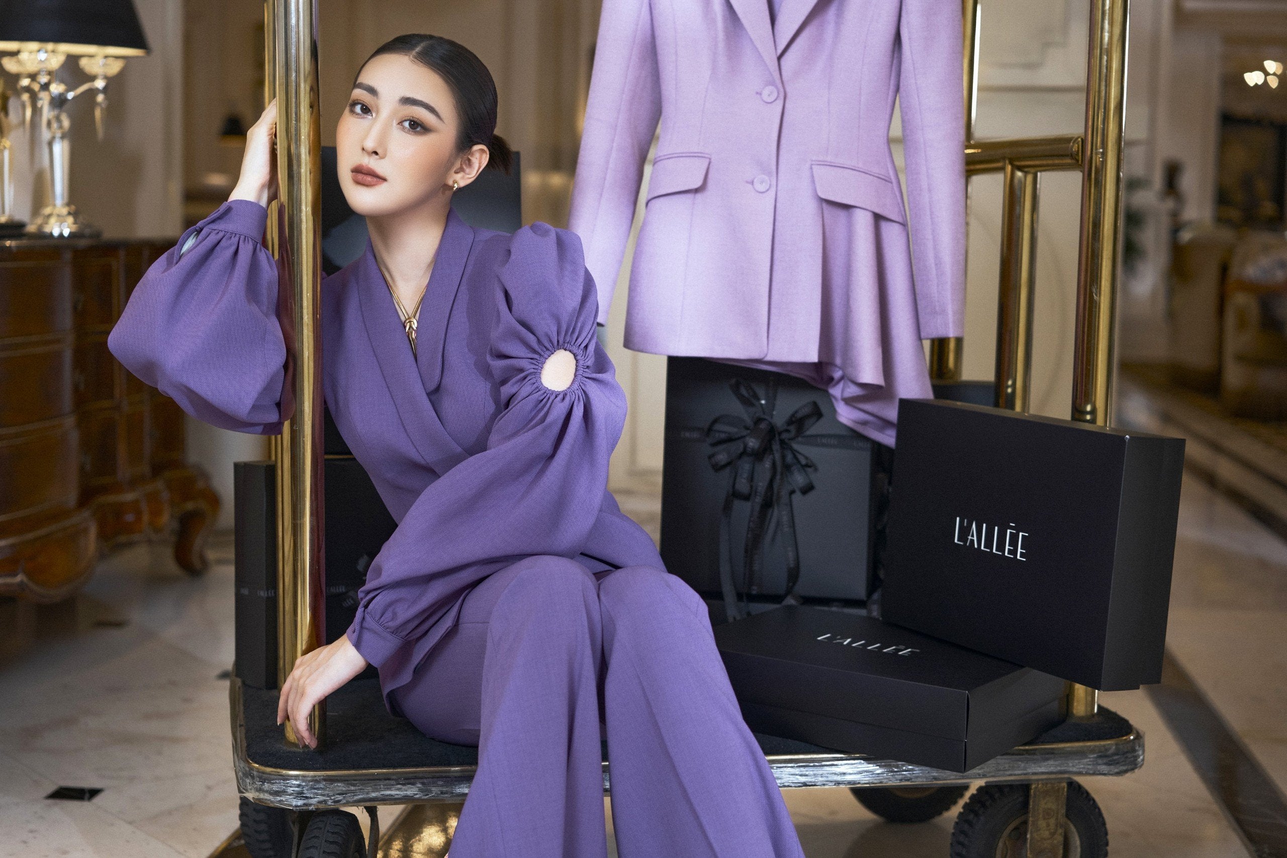 Nora Puff Sleeves Blazer