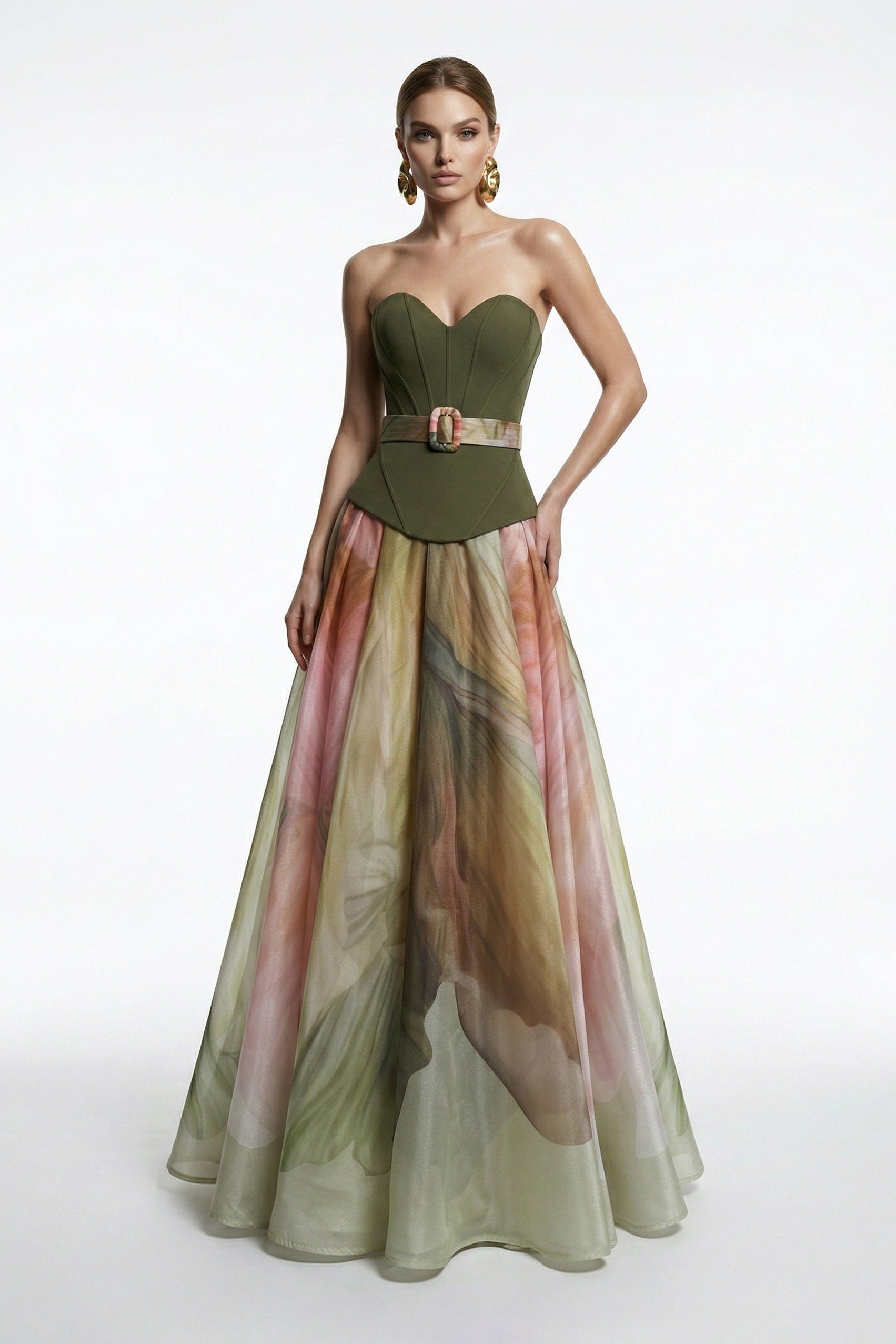 فؤاد سركيس F2981B – فستان كورسيه بدون أكتاف بلون الزيتون مع تنورة بطبعة نباتية