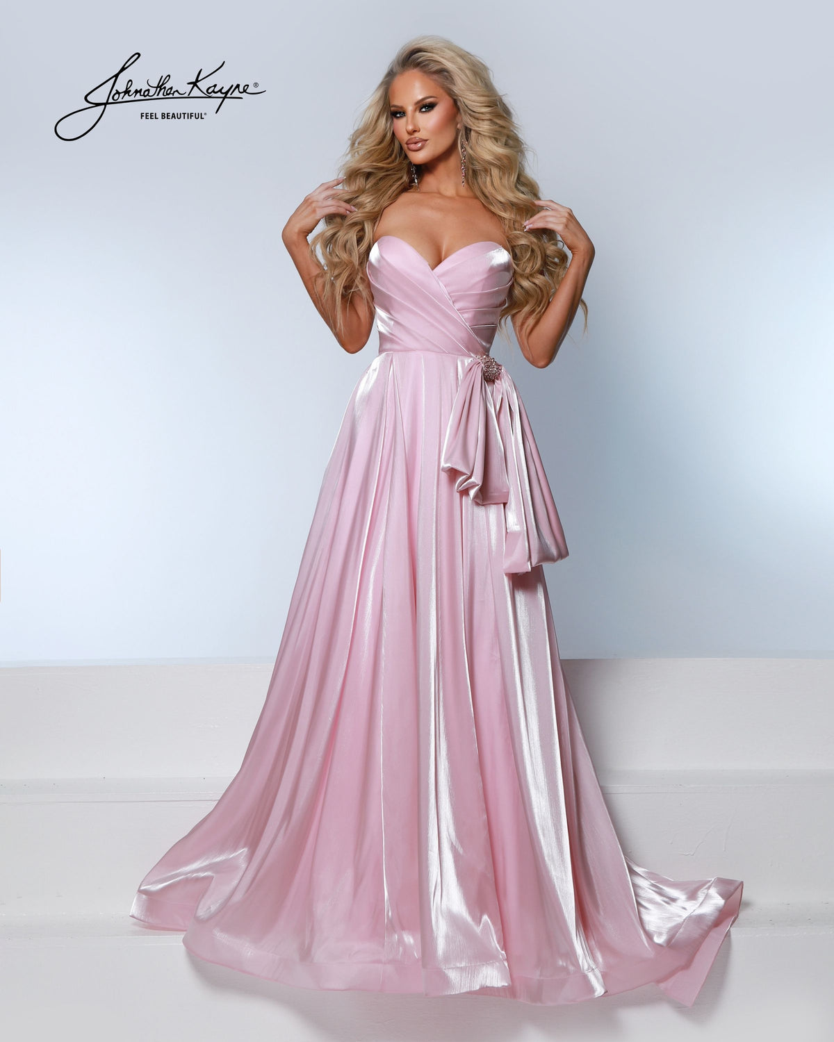 Johnathan Kayne 3272