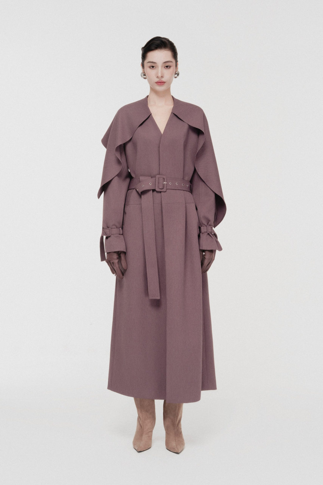 Cape-Collar Structured Trench Coat in Hazelnut