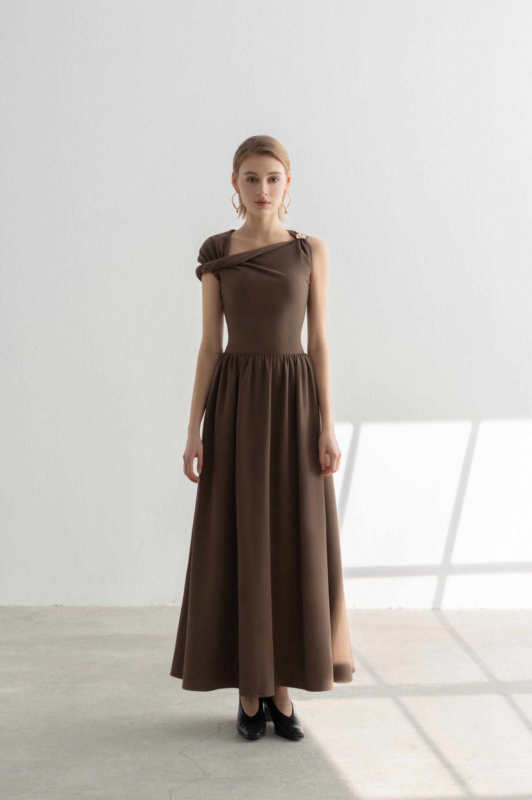 taupe a line dress Taupe Bridesmaid Dresses A-Line Short Sleeves V Neck Sequined Empire Waist Long Chiffon Bridesmaid Dresses