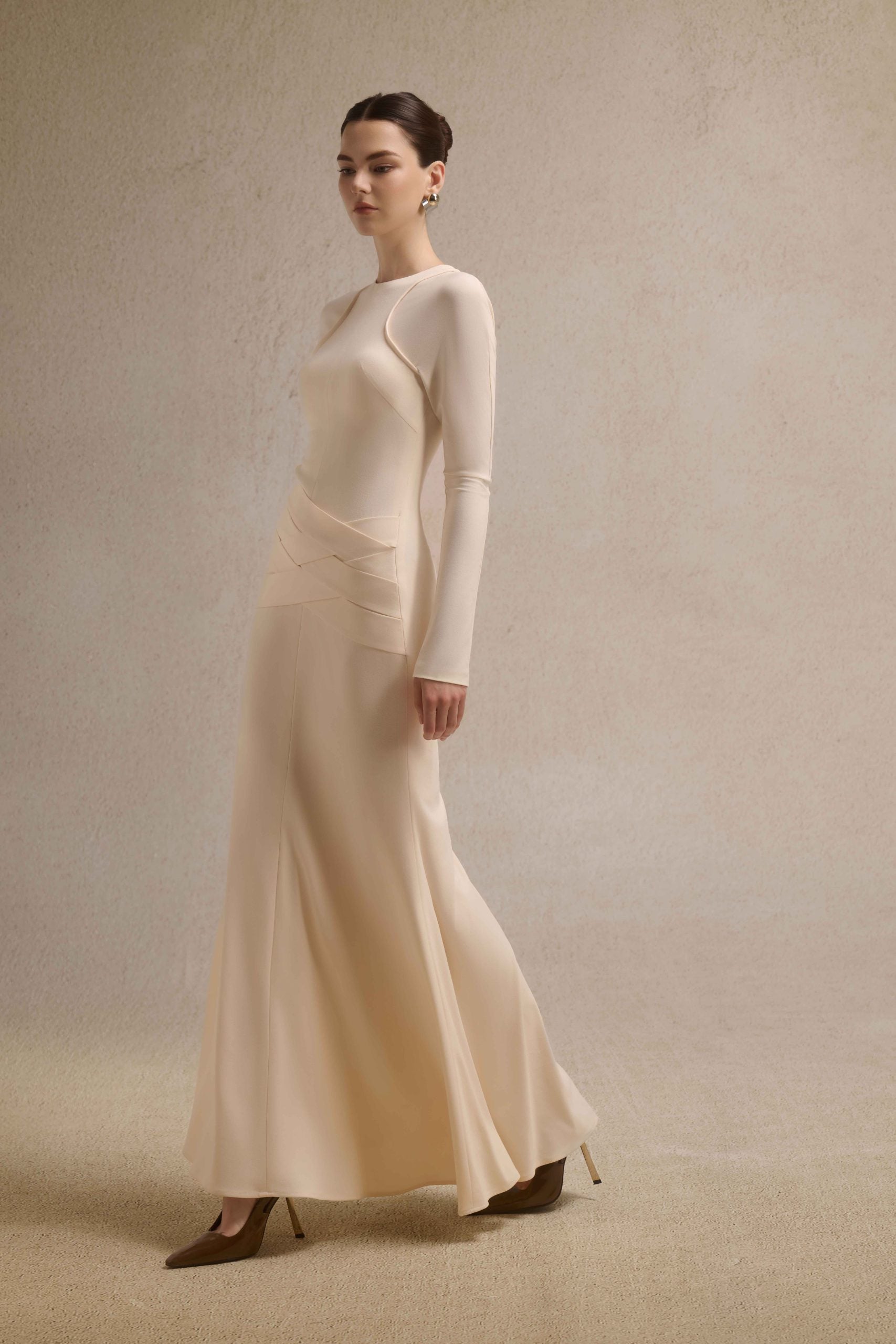 Nyra Lace-Up Midi in Cream