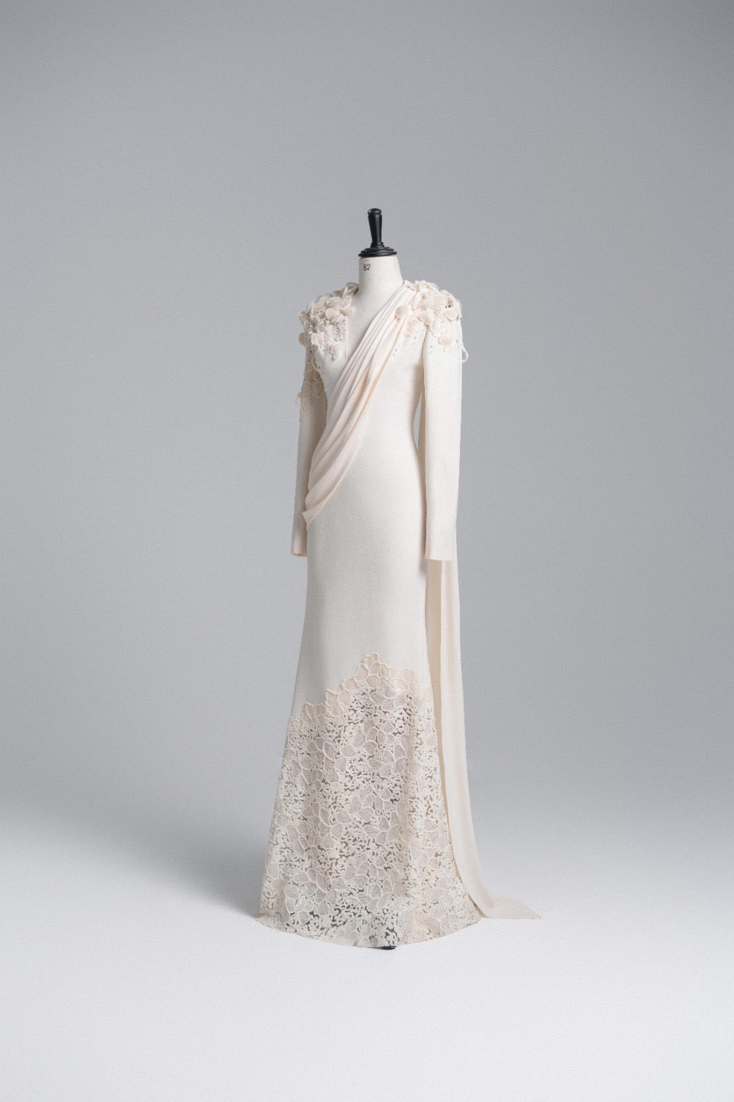 Alluring Lace- Appliqué Mermaid Gown VL10018