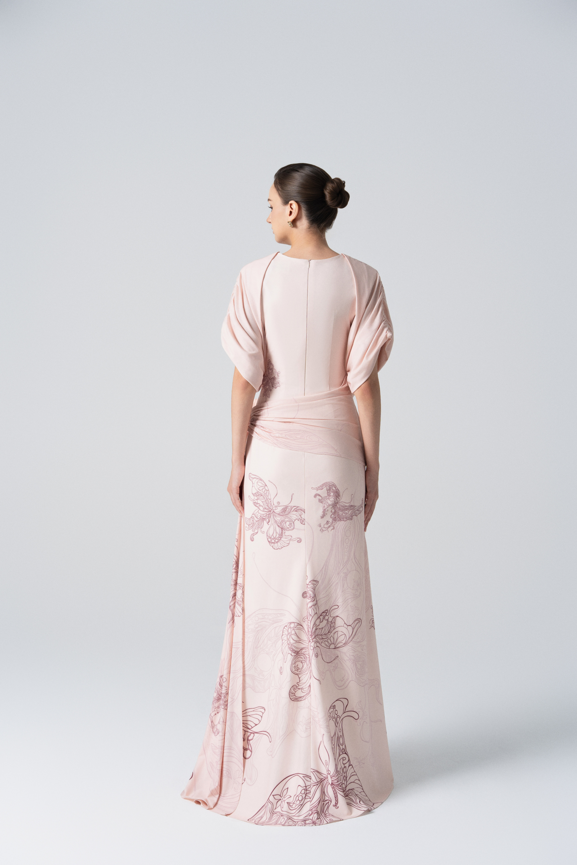 Amethyst Glow Fishtail Dress in Pale Peach