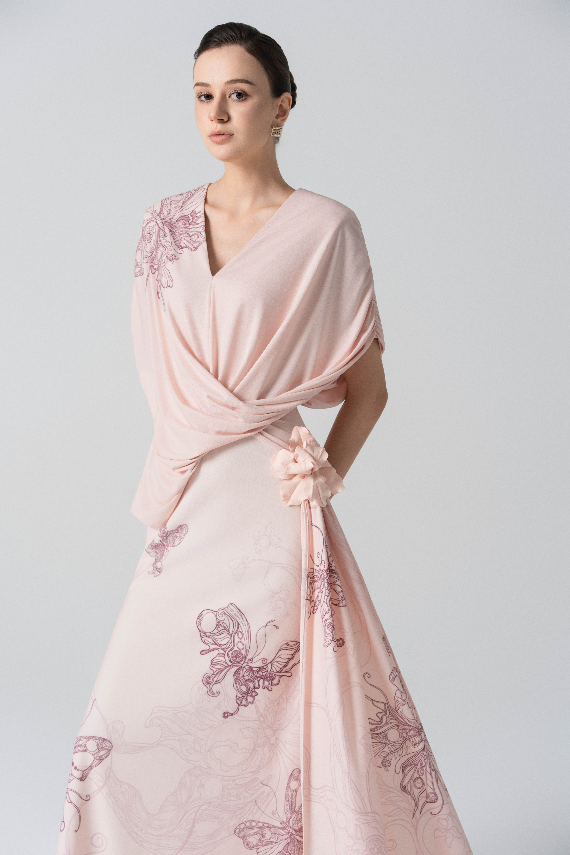 Amethyst Glow Fishtail Dress in Pale Peach