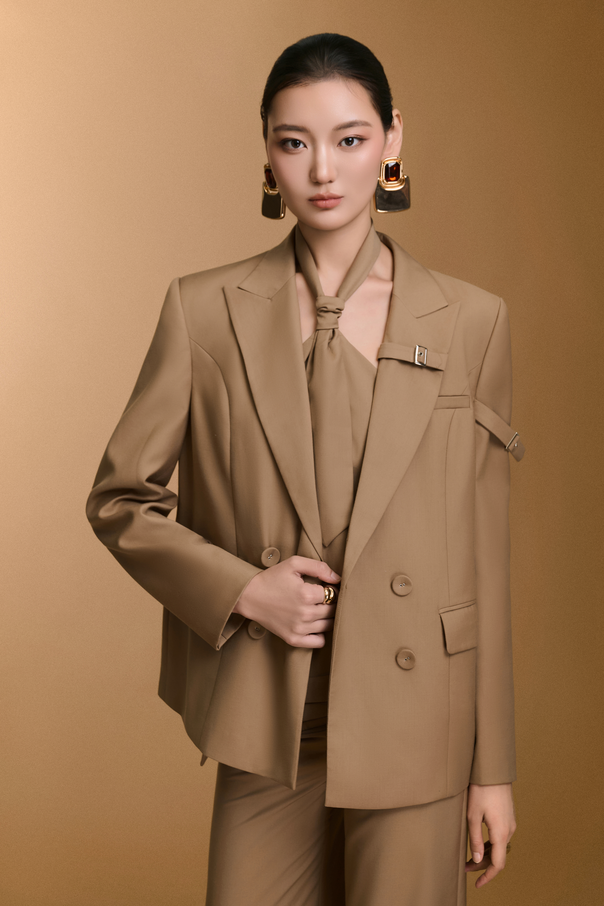 Nora Top & Ceci Blazer & pants