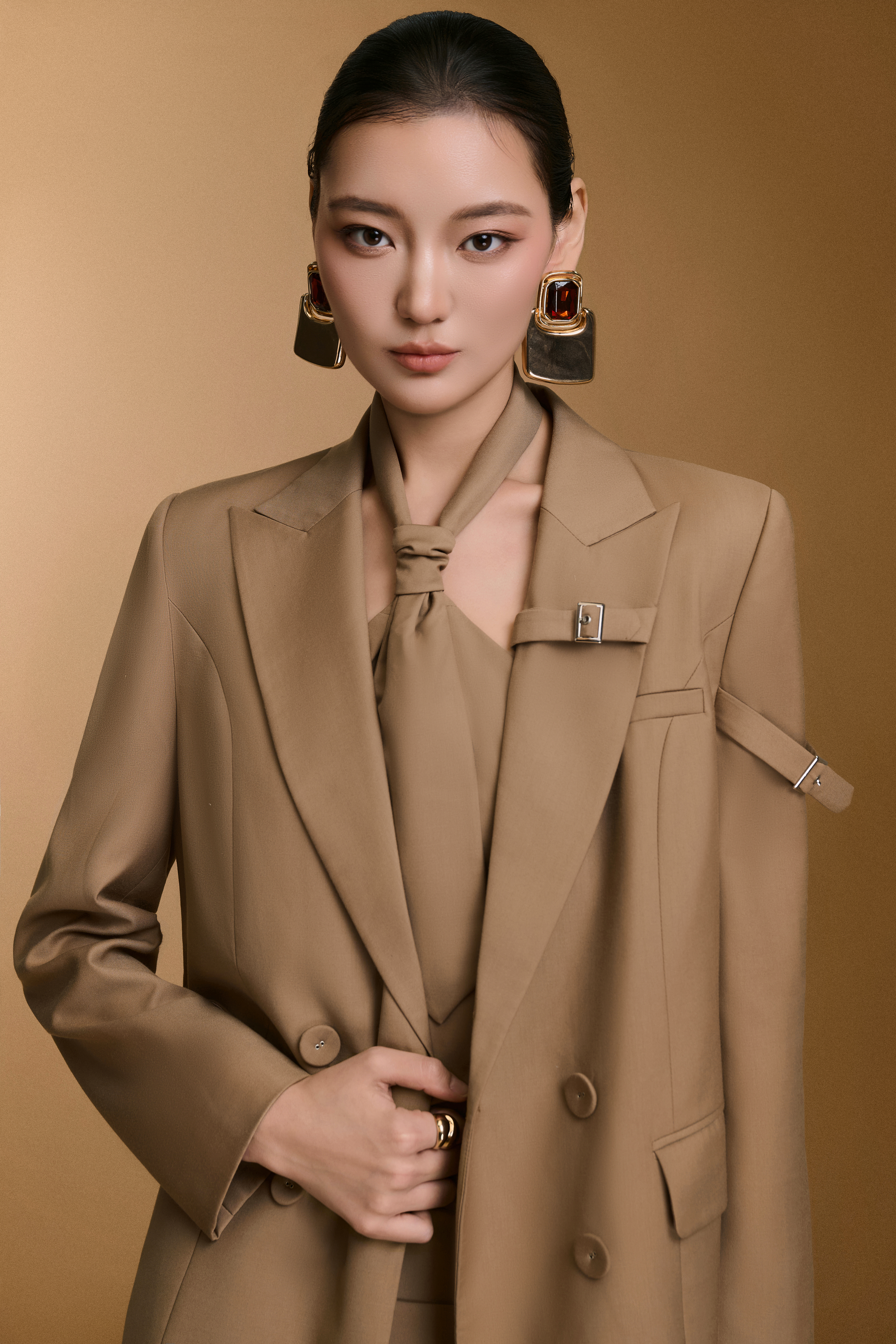 Nora Top & Ceci Blazer & pants