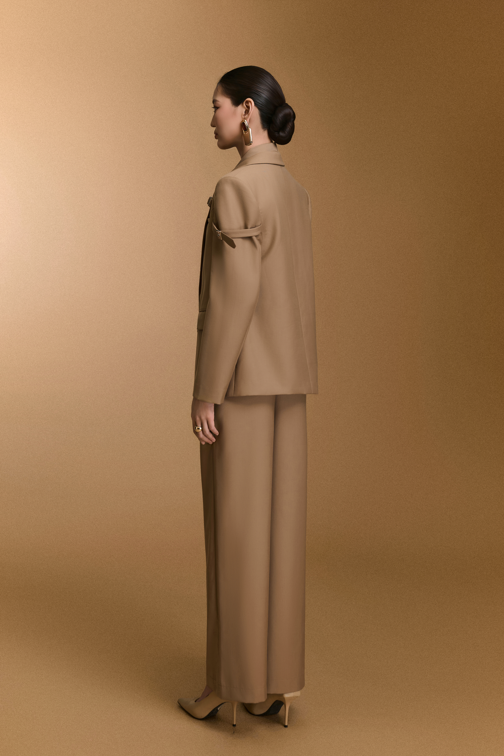 Nora Top & Ceci Blazer & pants