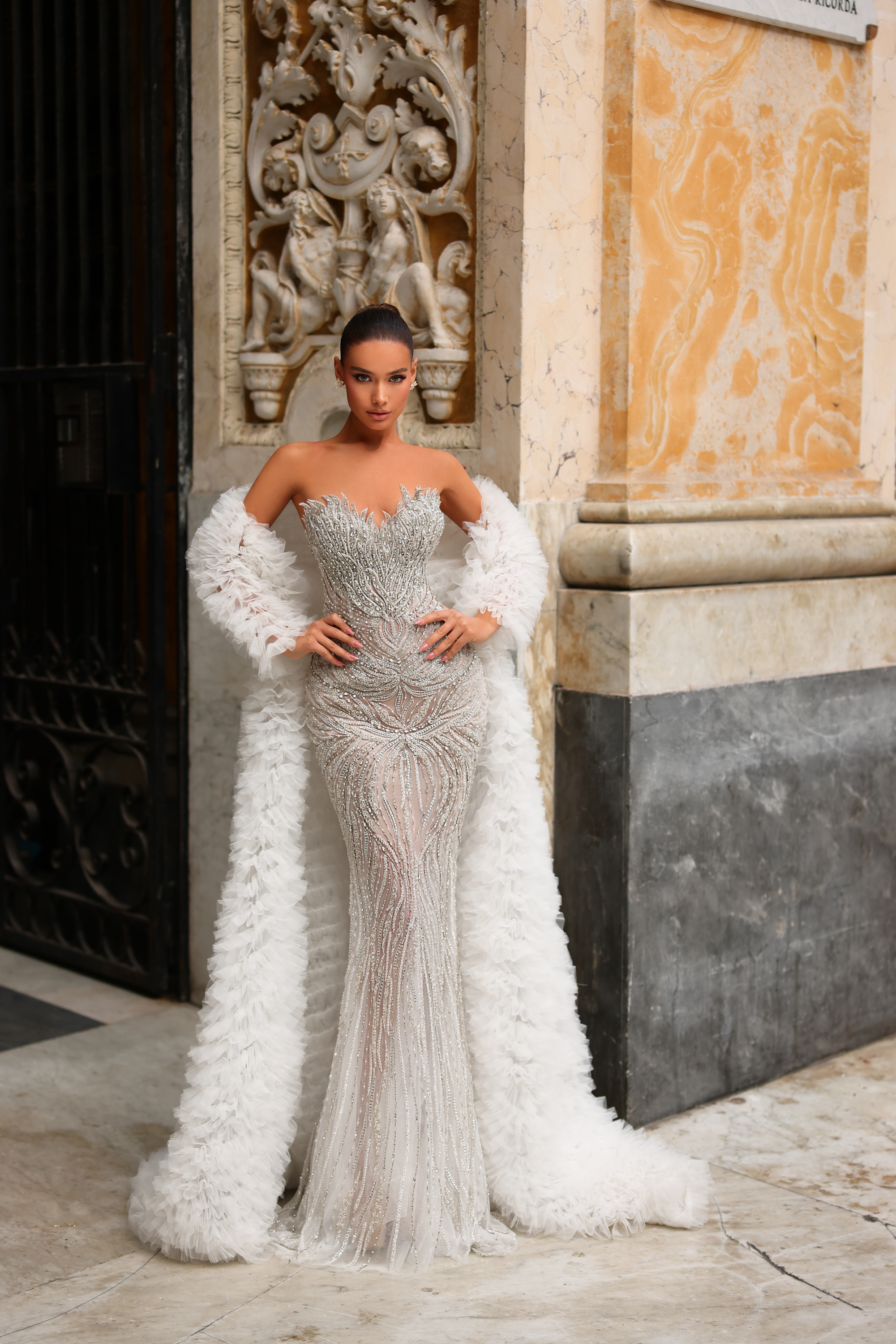 modern and chic wedding dresses Chic & Holland Style BR550026