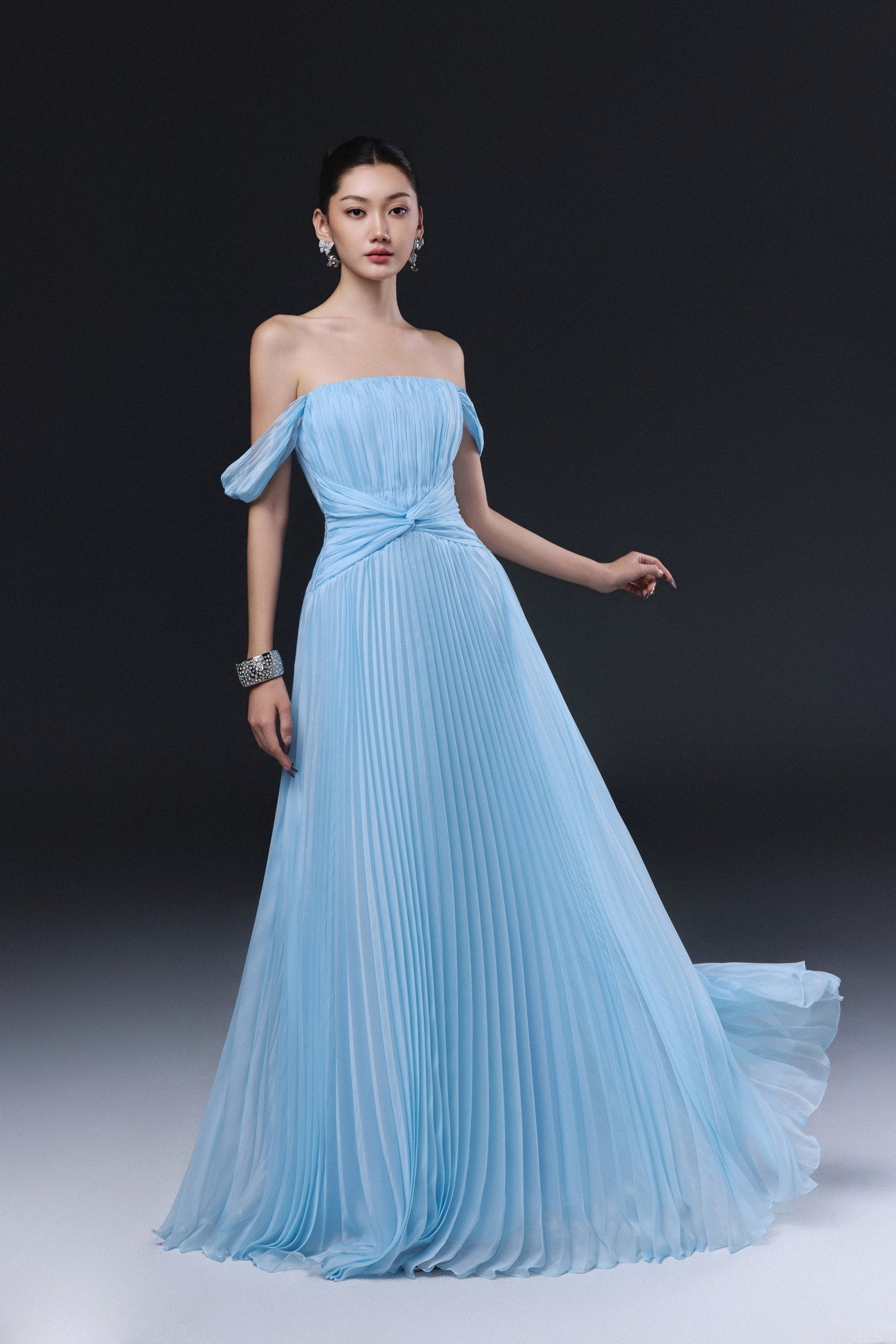 CLOVER DRESS image 1