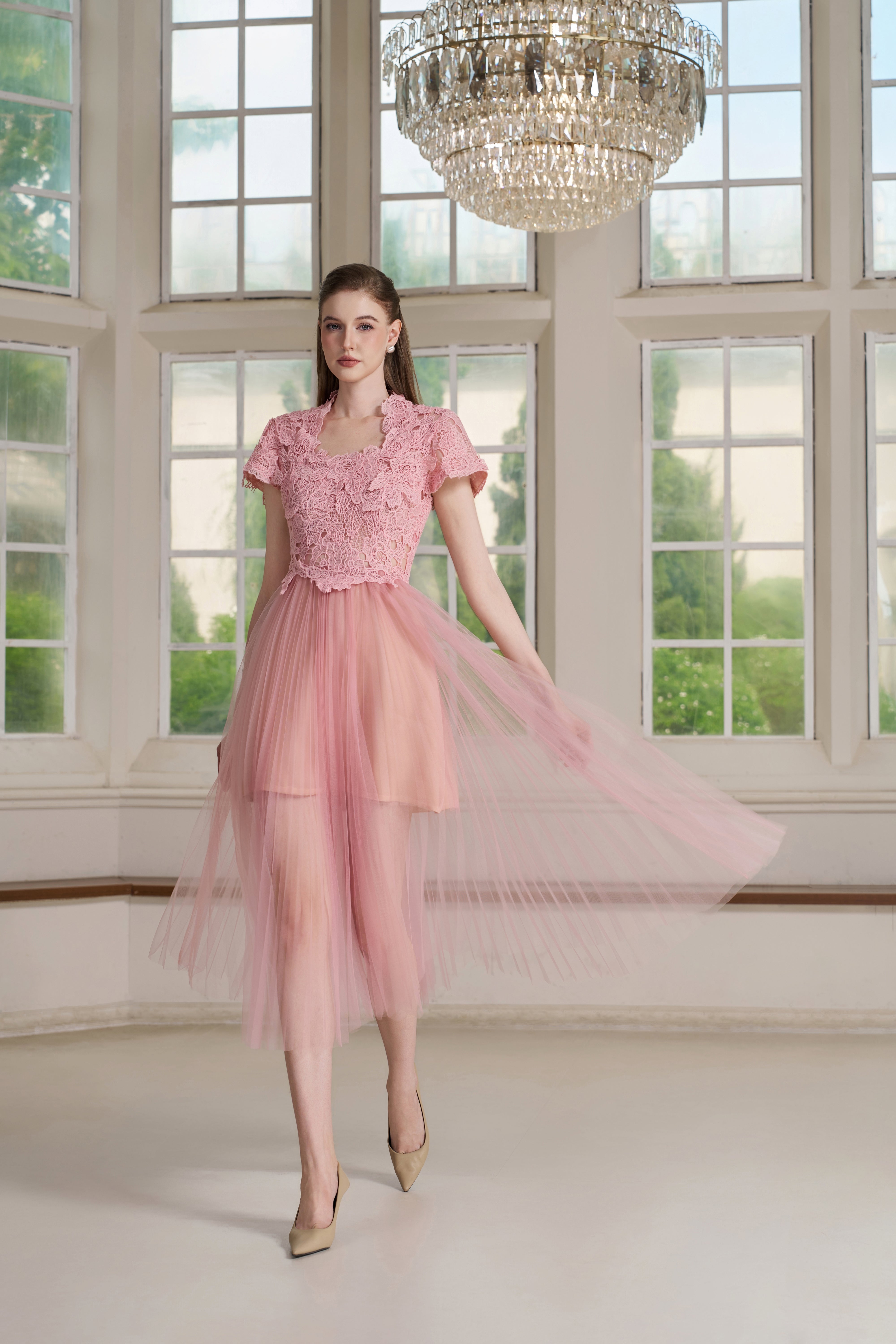 Niven Dress – Petal Pink Midi Dress