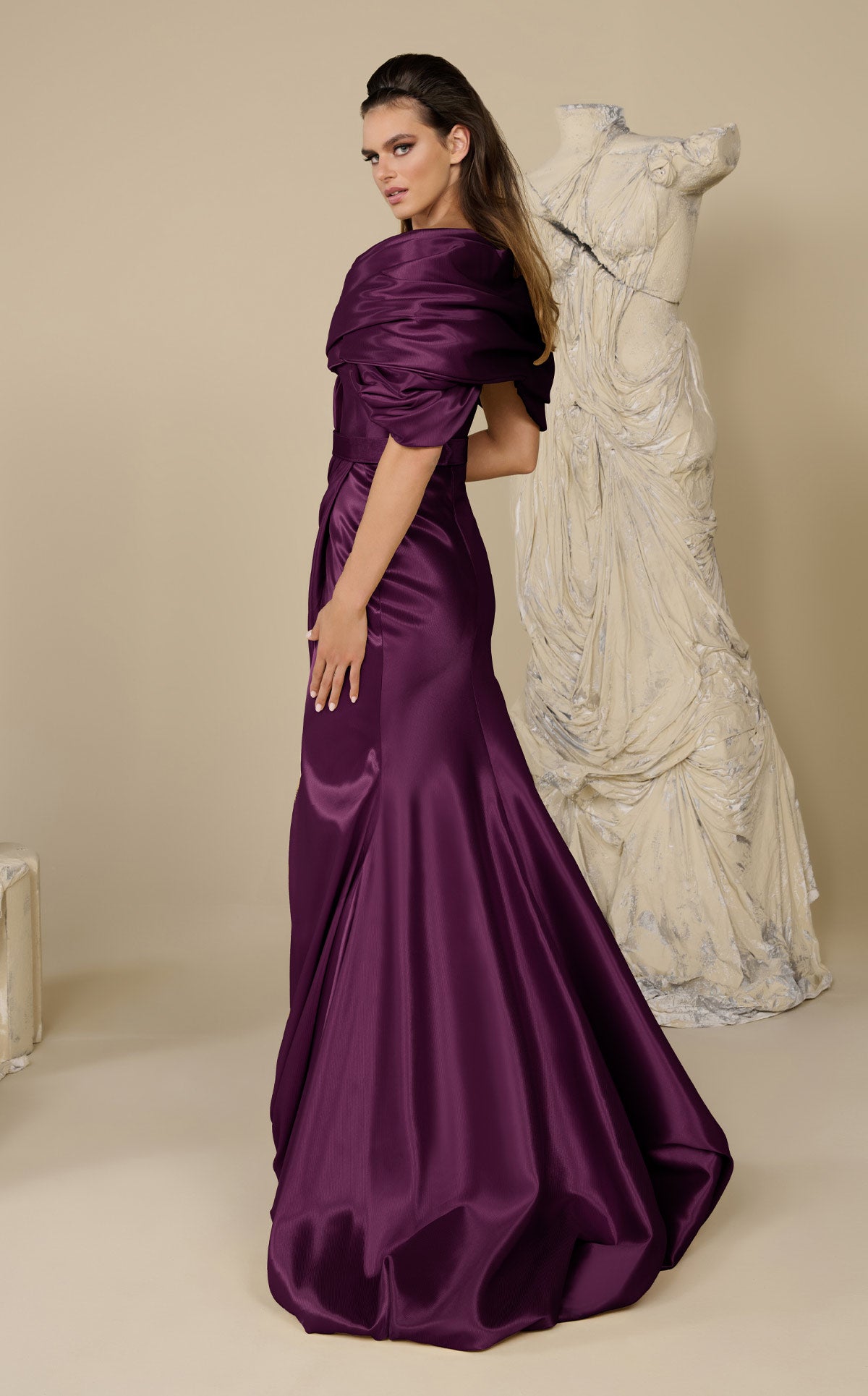Elegant Golden Drape Evening Gown - V-Neck Long Sleeve Formal Dress F02946