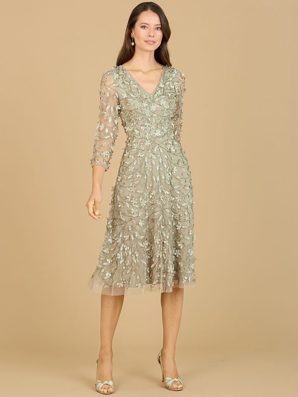 Flowing, 3D Embroidered Midi Dress with Sleeves 29184