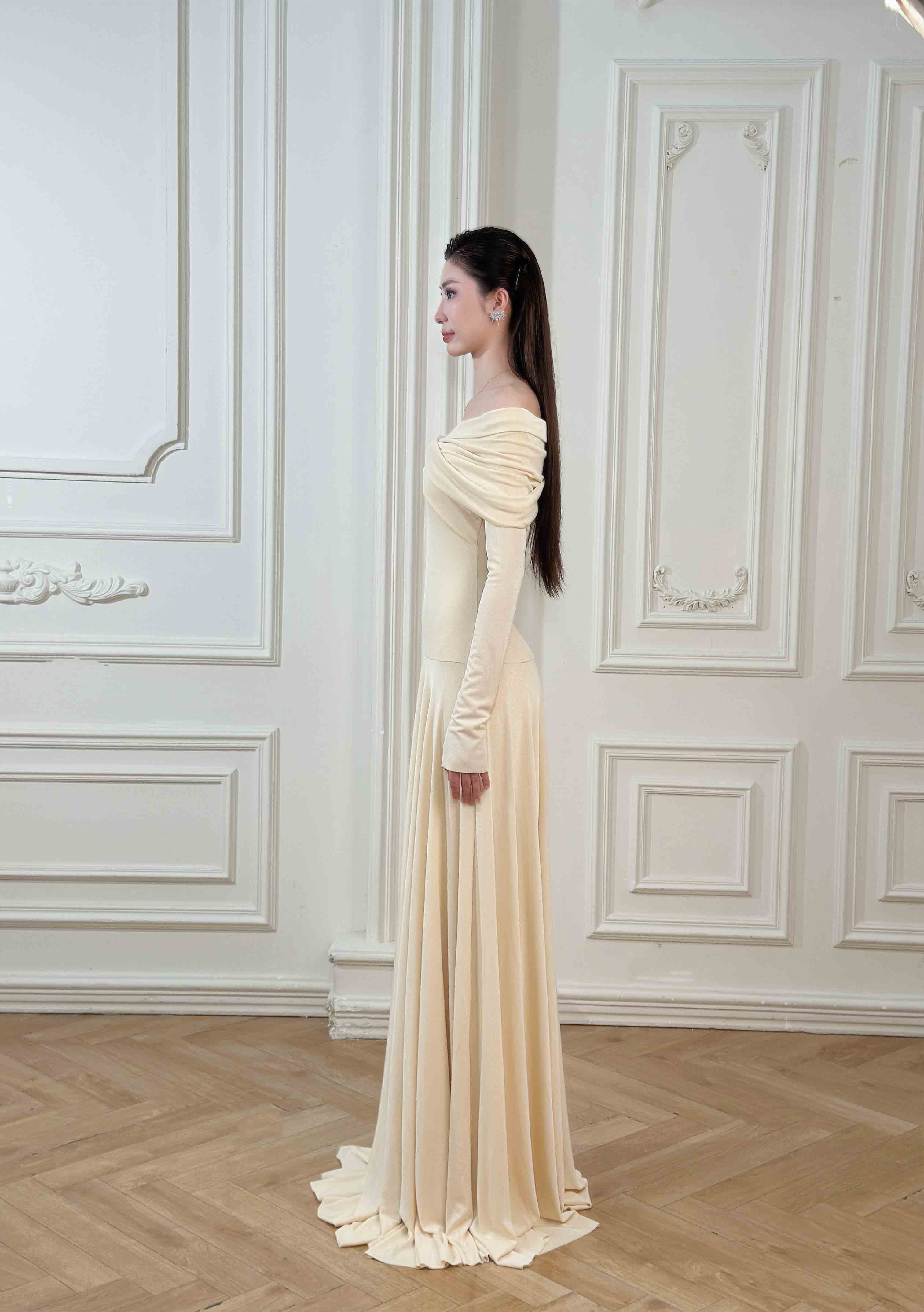Ari Dress – Ivory Cream Maxi Dress