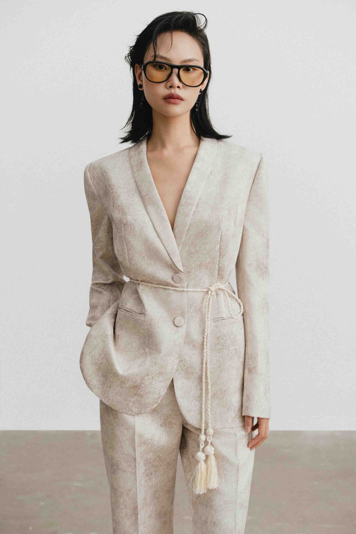 Jacquard V-Neck Blazer