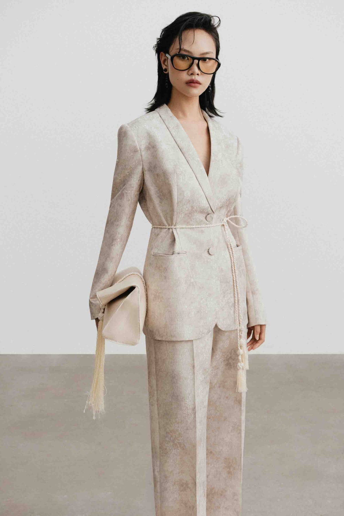 Jacquard V-Neck Blazer Set Design