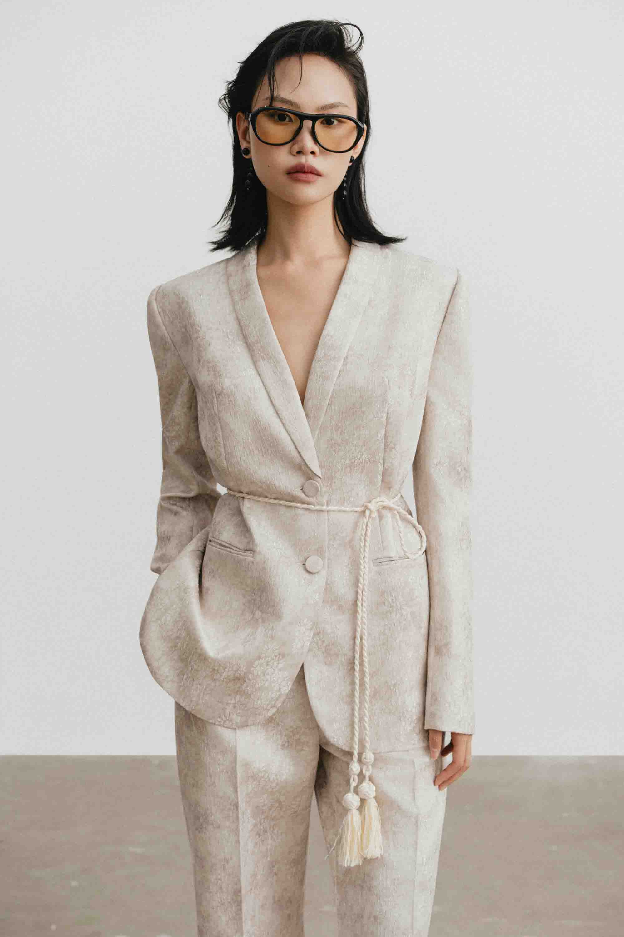 Jacquard V-Neck Blazer Set Design