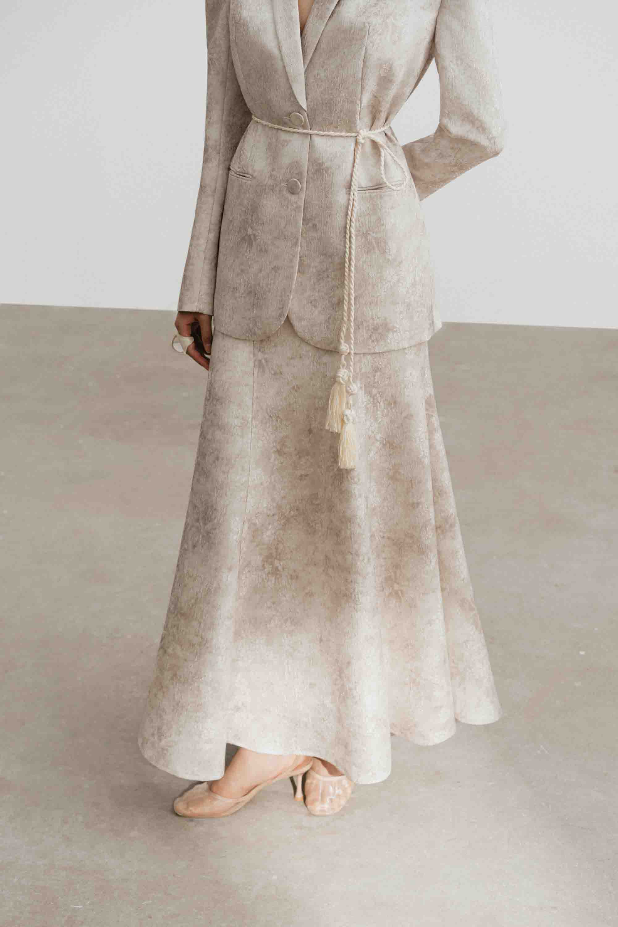 Jacquard V-Neck Blazer Skirt Set Design