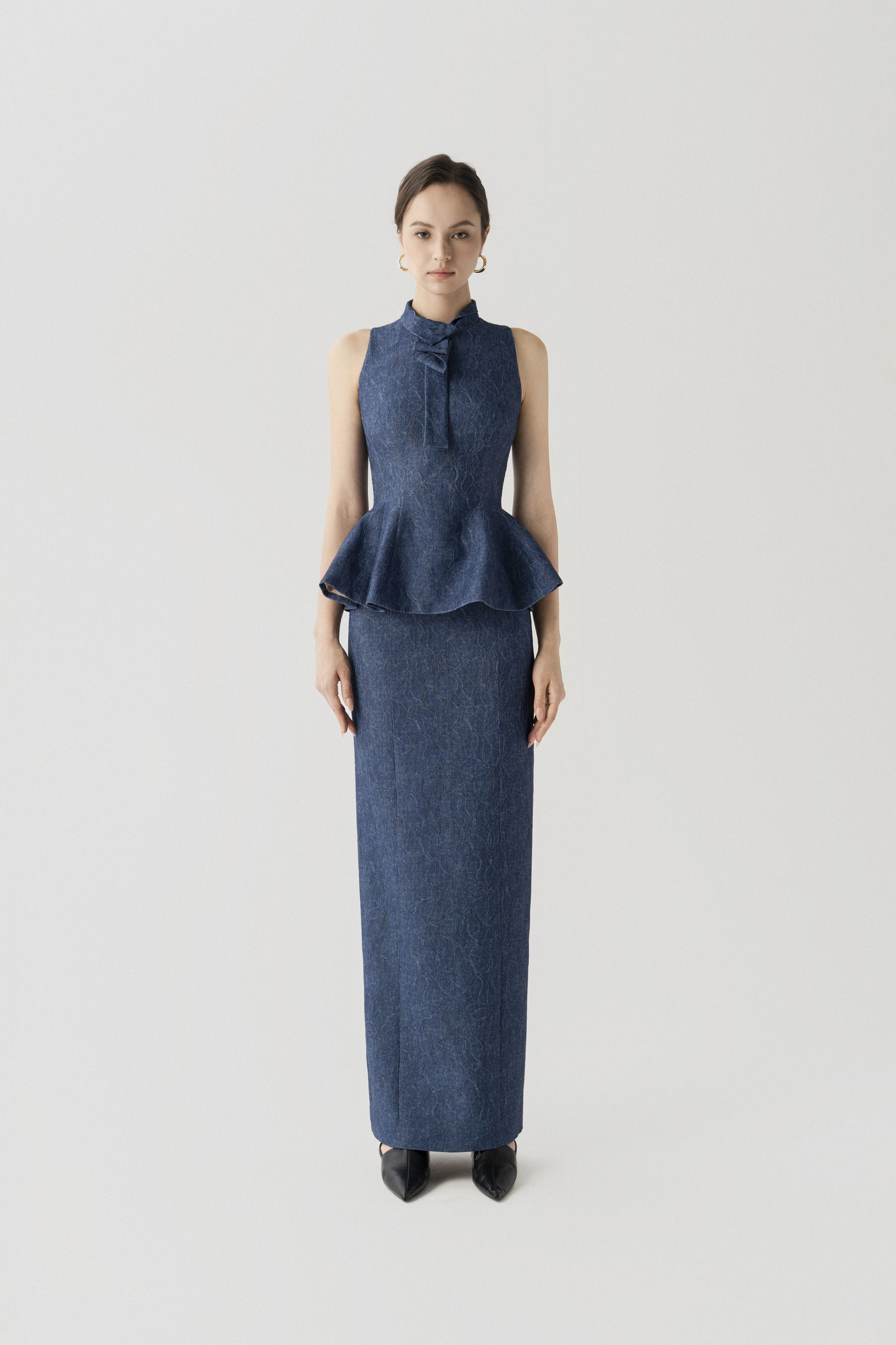 Floral Denim sleeveless Top & Midi Skirt