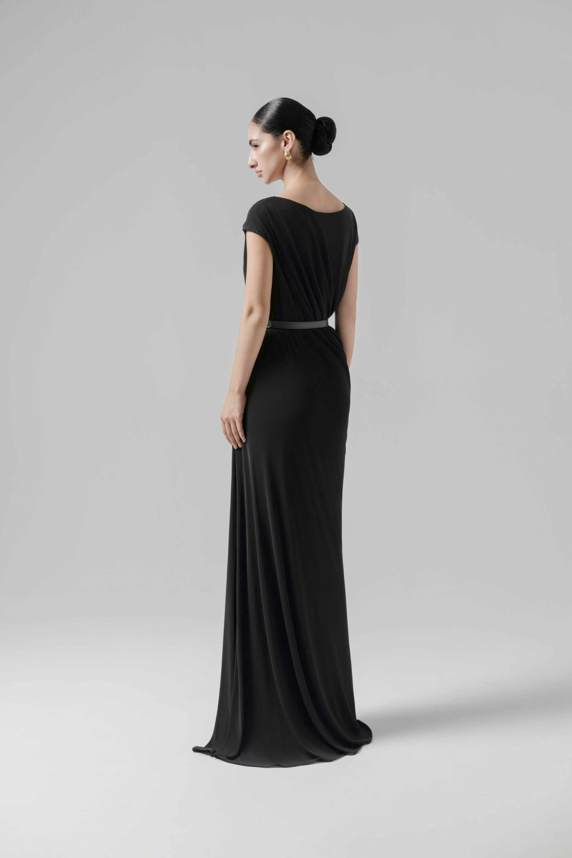Dune Cape Dress - Cream & Black Midi with Detachable Cape XL - US 10 / Black & Cream