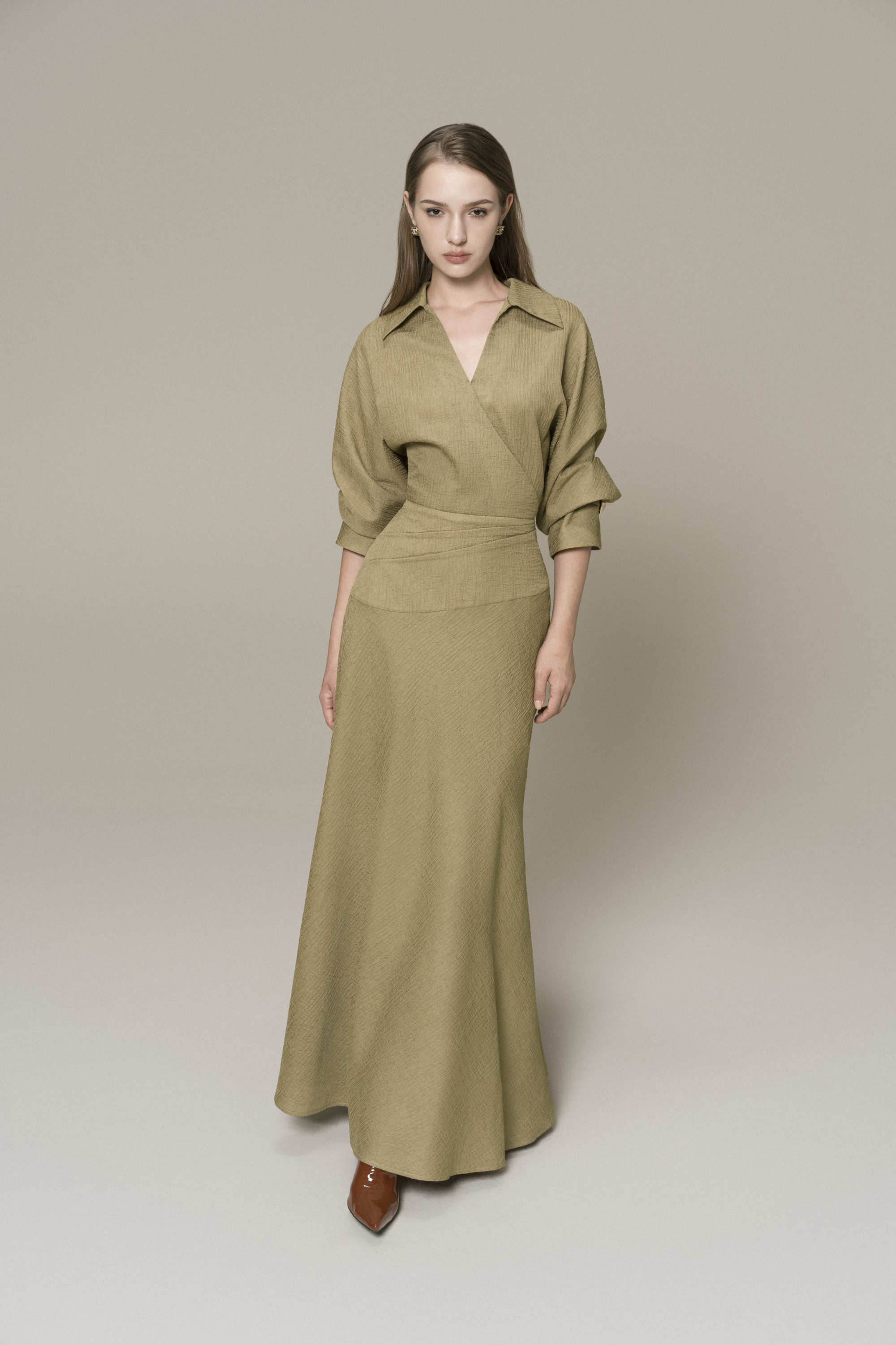 Dewlight Midi Dress in Warm Taupe