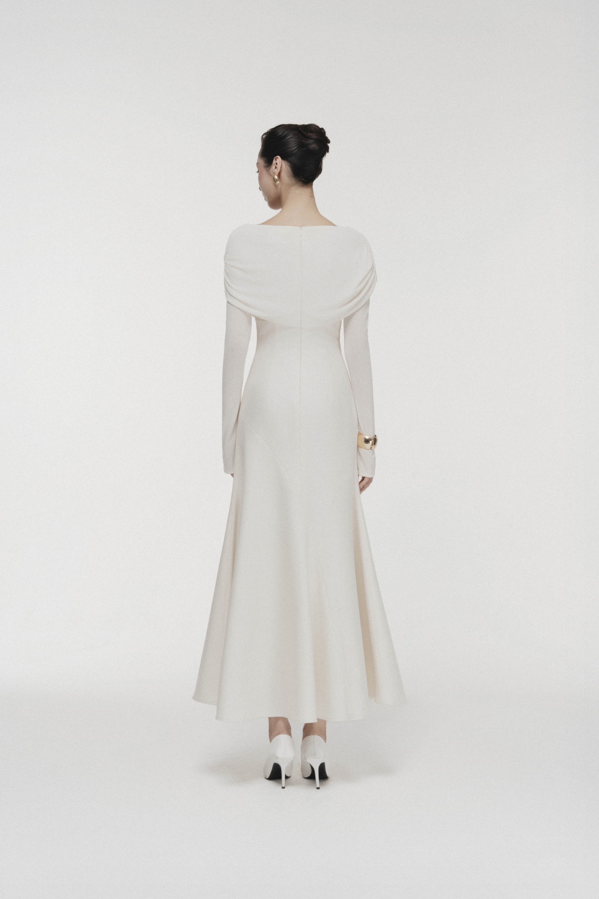 Soft-Drape Mermaid Dress in Cream