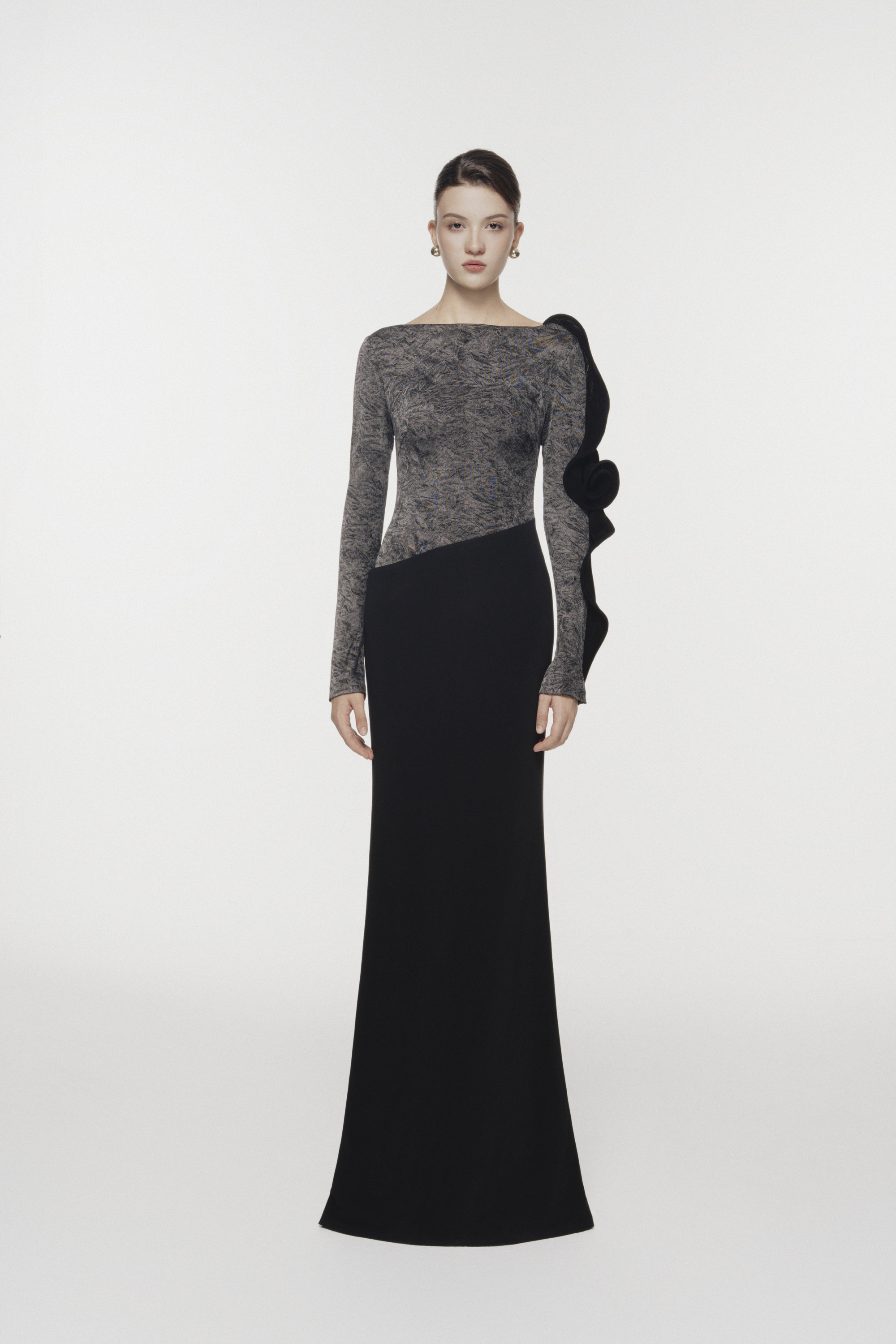 3d floral long sleeve dress 3D Floral Ruffle Evening Dress | Black & Silver Gown XL